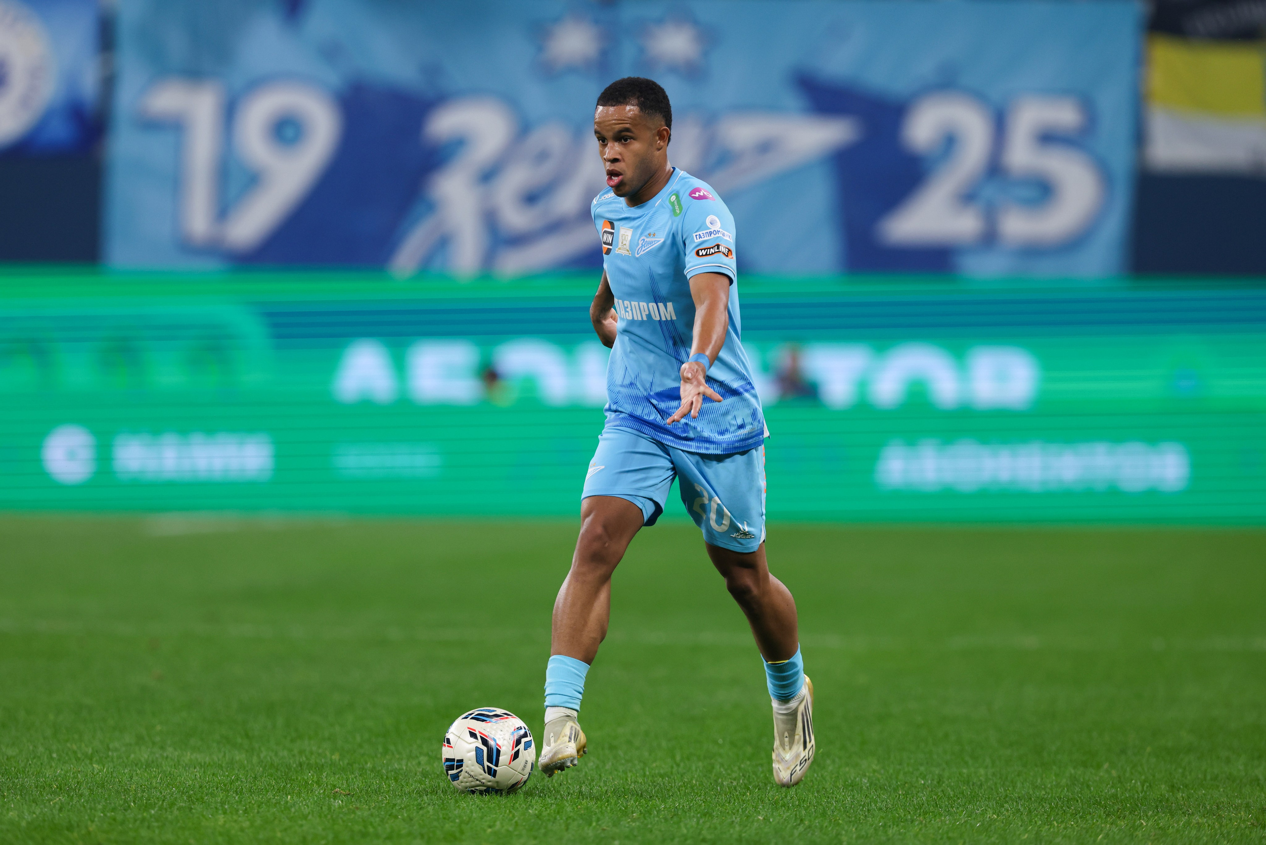 ФК «Зенит» — ФК «Динамо» Москва 26.10.2025. Спортивный и репортажный фотограф Антон Тереханов