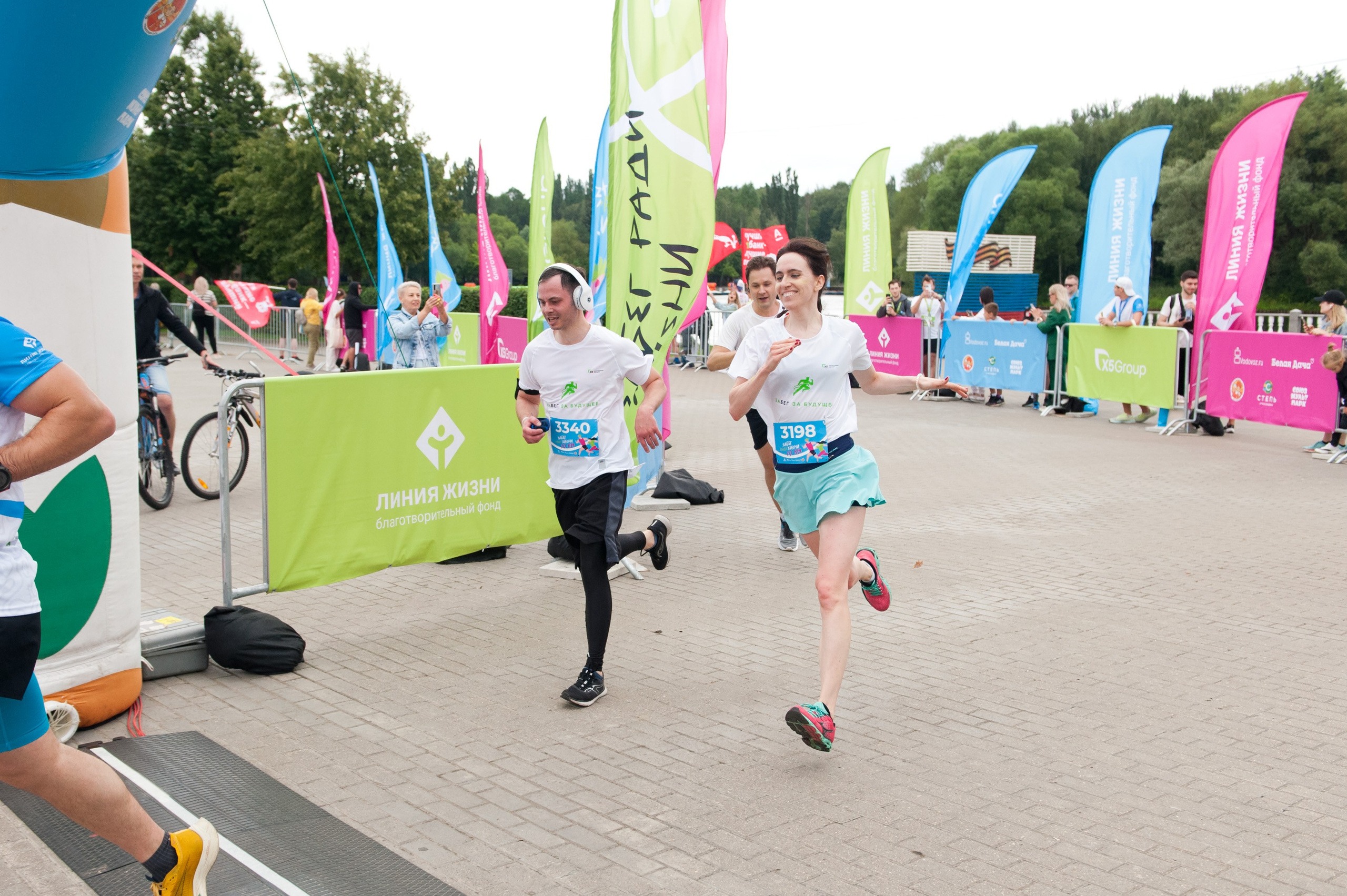 Корпоративное. Забег X5 Retail Group. Репортажный фотограф и видеограф Слава Думчев. Тимбилдинги, отчетники, корпоративы
