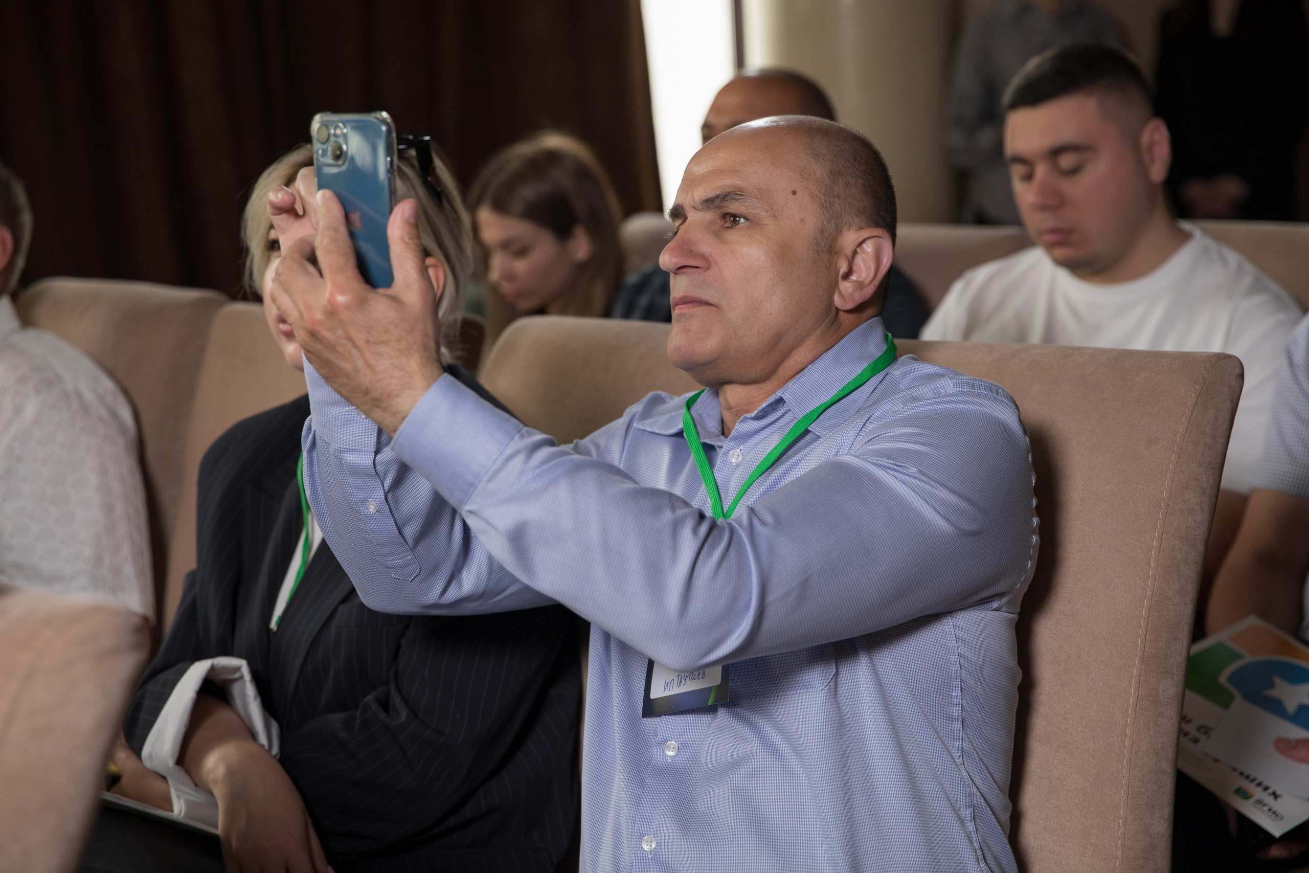 Бизнес-завтрак 2ГИС. Фотограф во Владикавказе Юрий Геворгизов