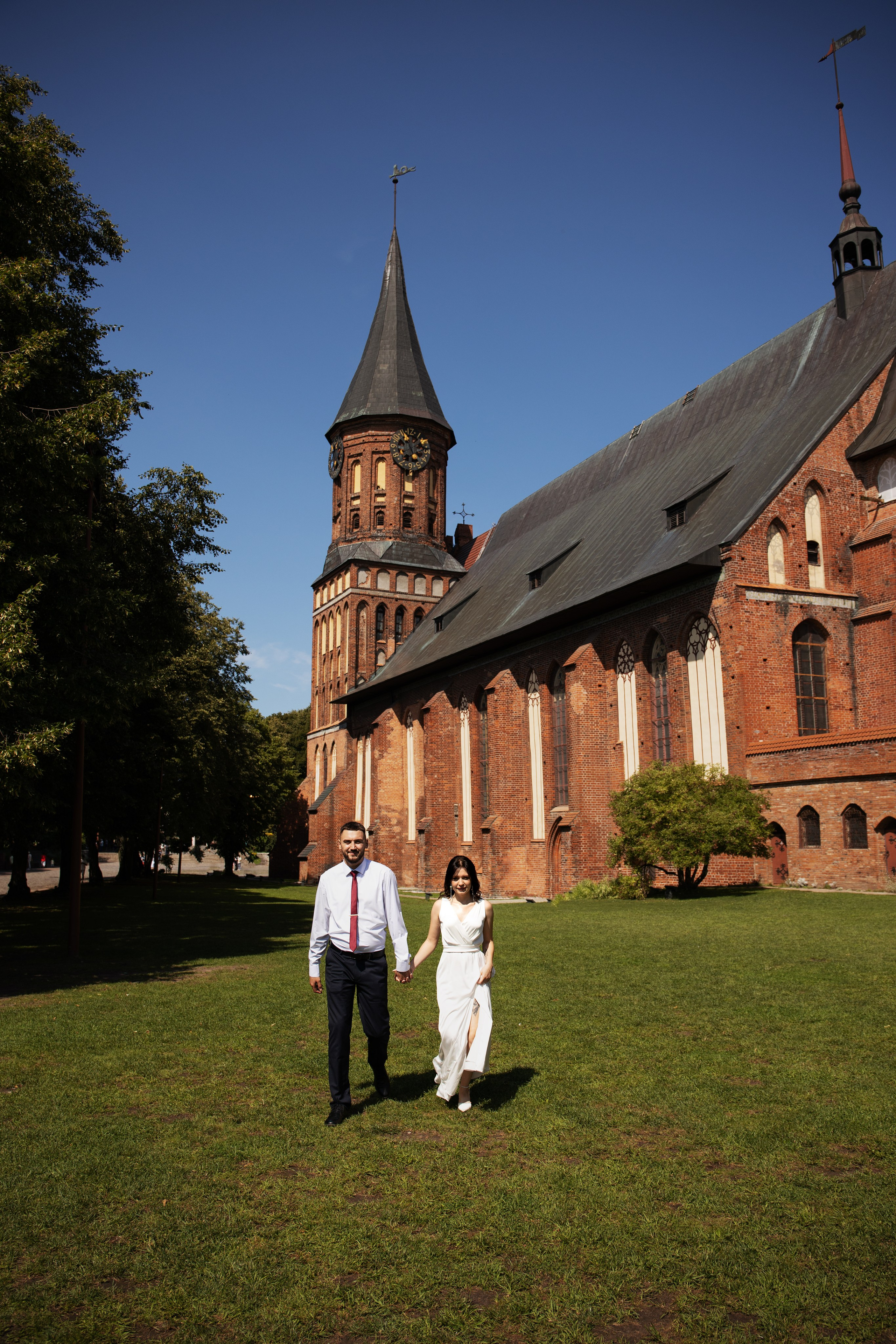 Свадебные прогулки (свадьба для двоих). Контент-фотограф в Калининграде (Москве) Наталья Кеворкова