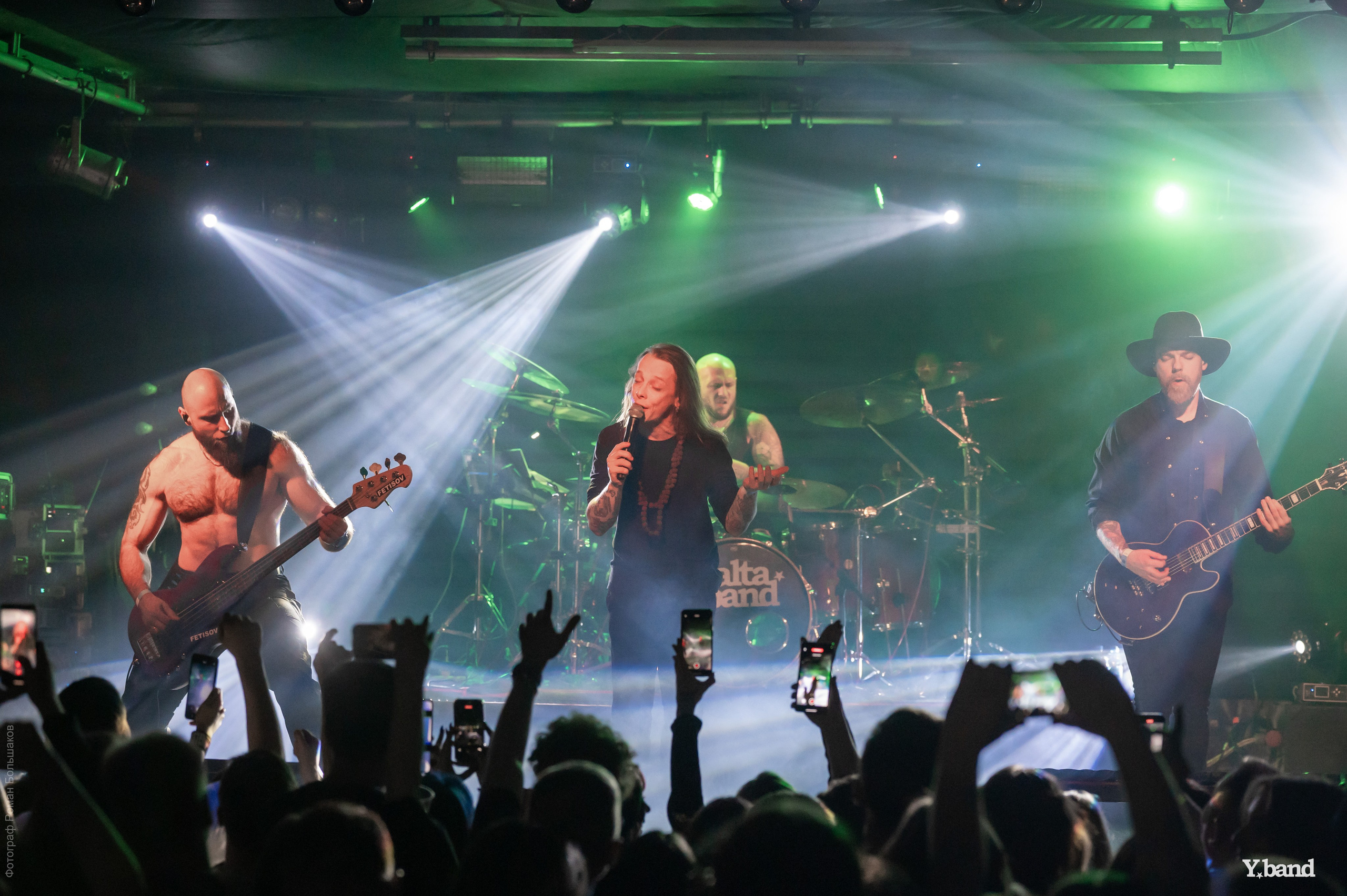 Клуб «Ялта». Фотограф в Калининграде Роман Большаков