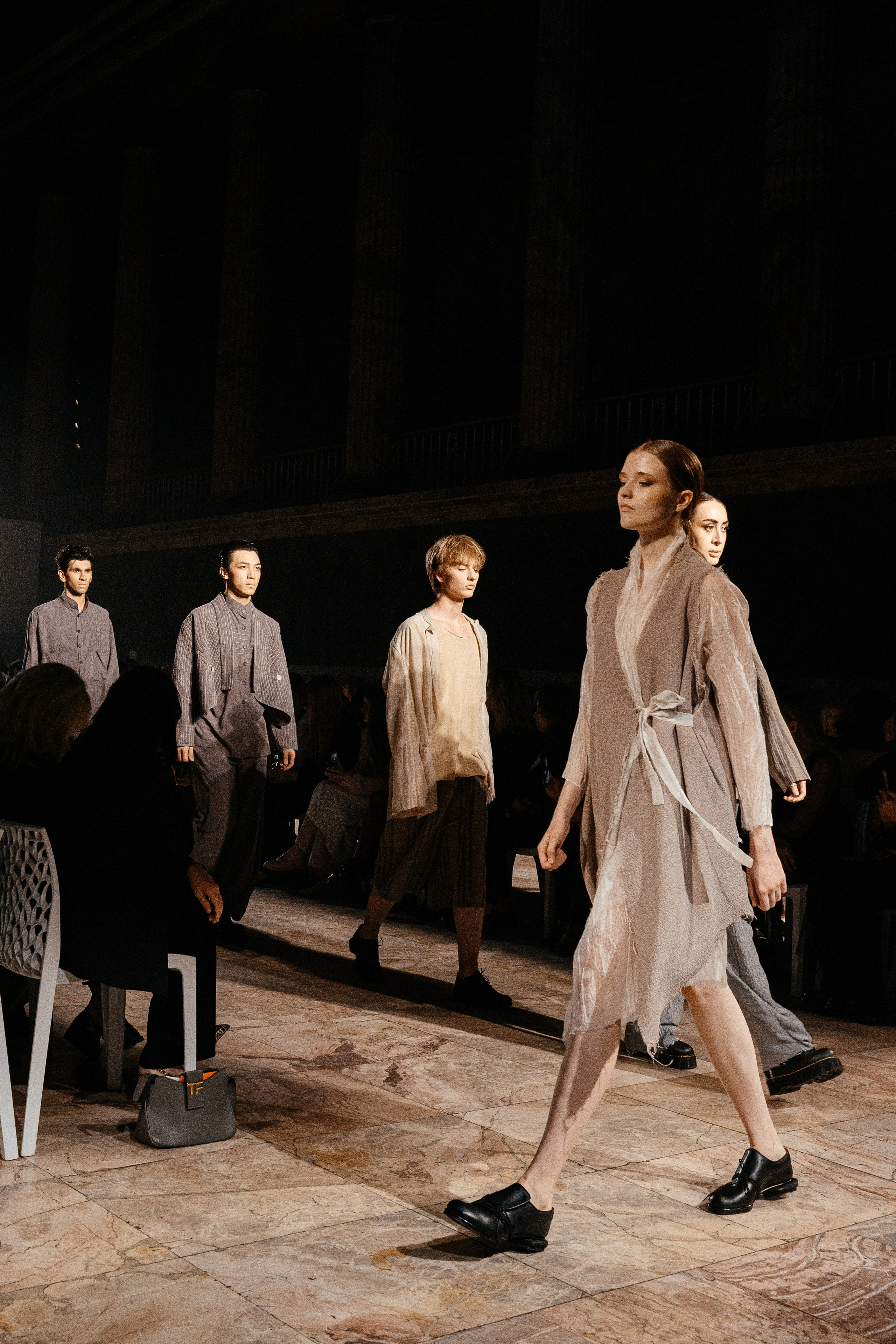 Показ Кирпичи. Коммерческий фотограф в Санкт-Петербурге Анна Кобзарь