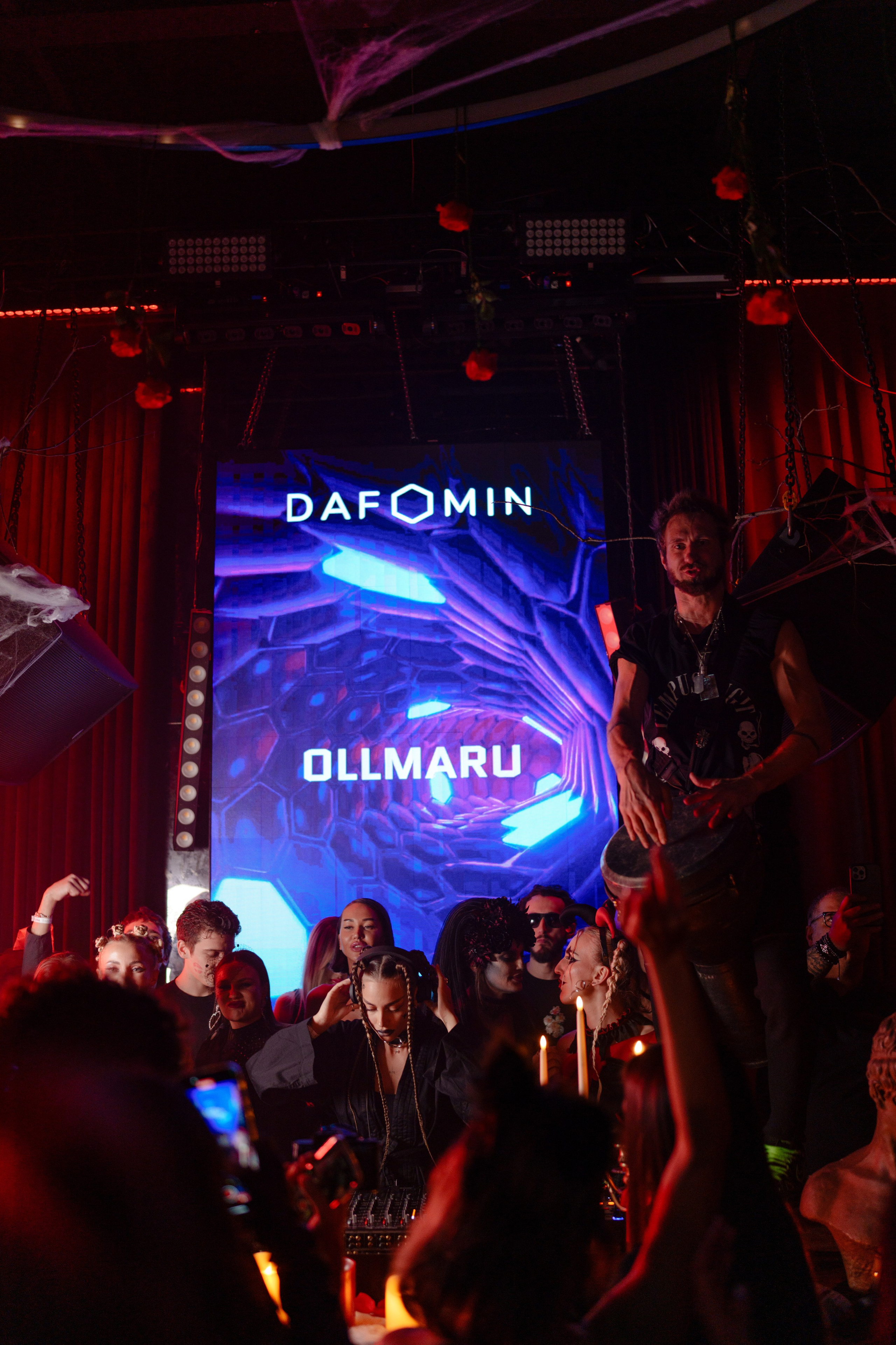 Фотограф на вечеринку с инфлюенсерами. Репортажный фотограф Москва Сергей Дружинин