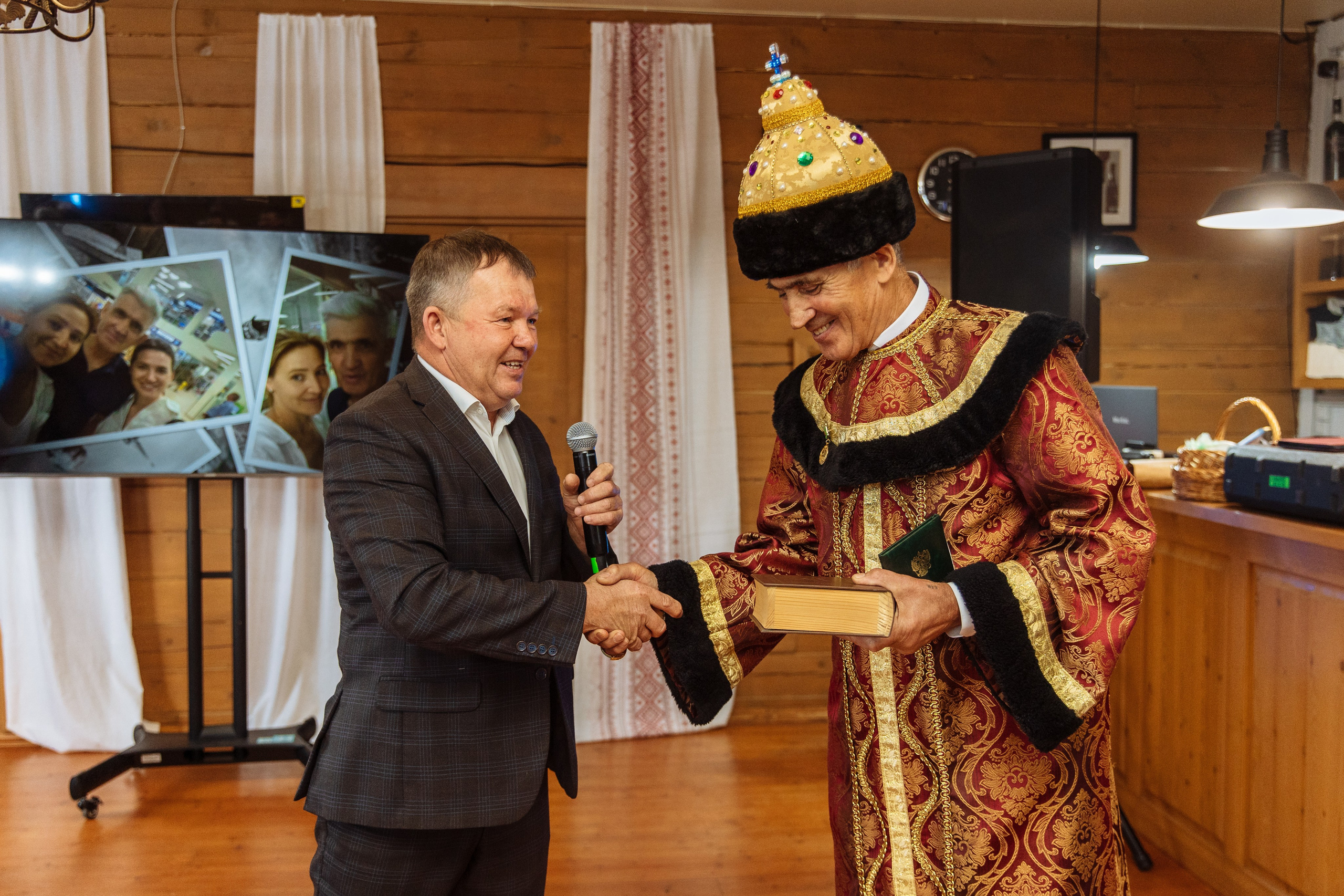 «Иван Васильевич меняет профессию» Юбилей. Свадебный и семейный фотограф в Улан-Удэ