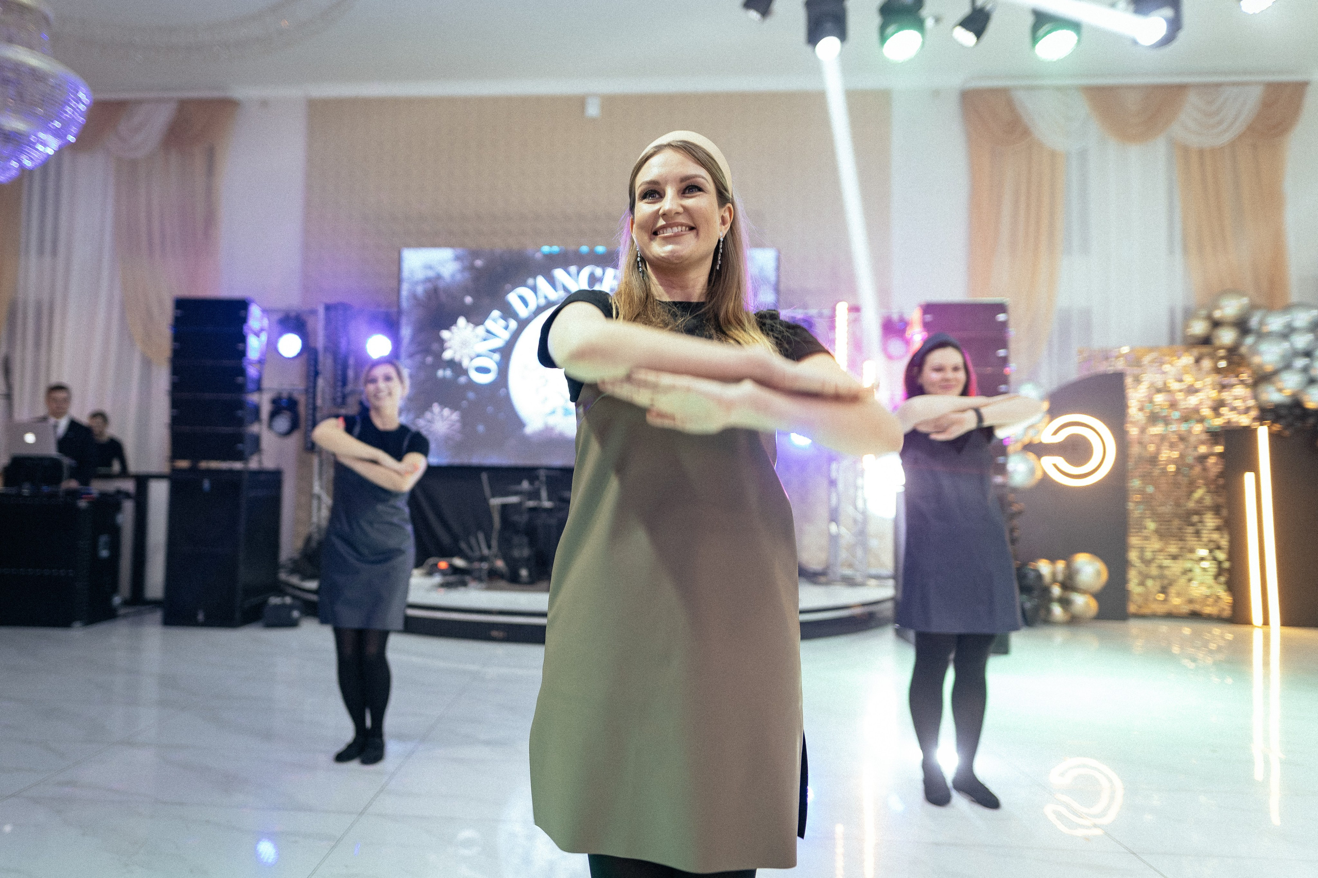 Новогодний корпоратив. Репортажный фотограф в Новосибирске. Алексей Гриценко