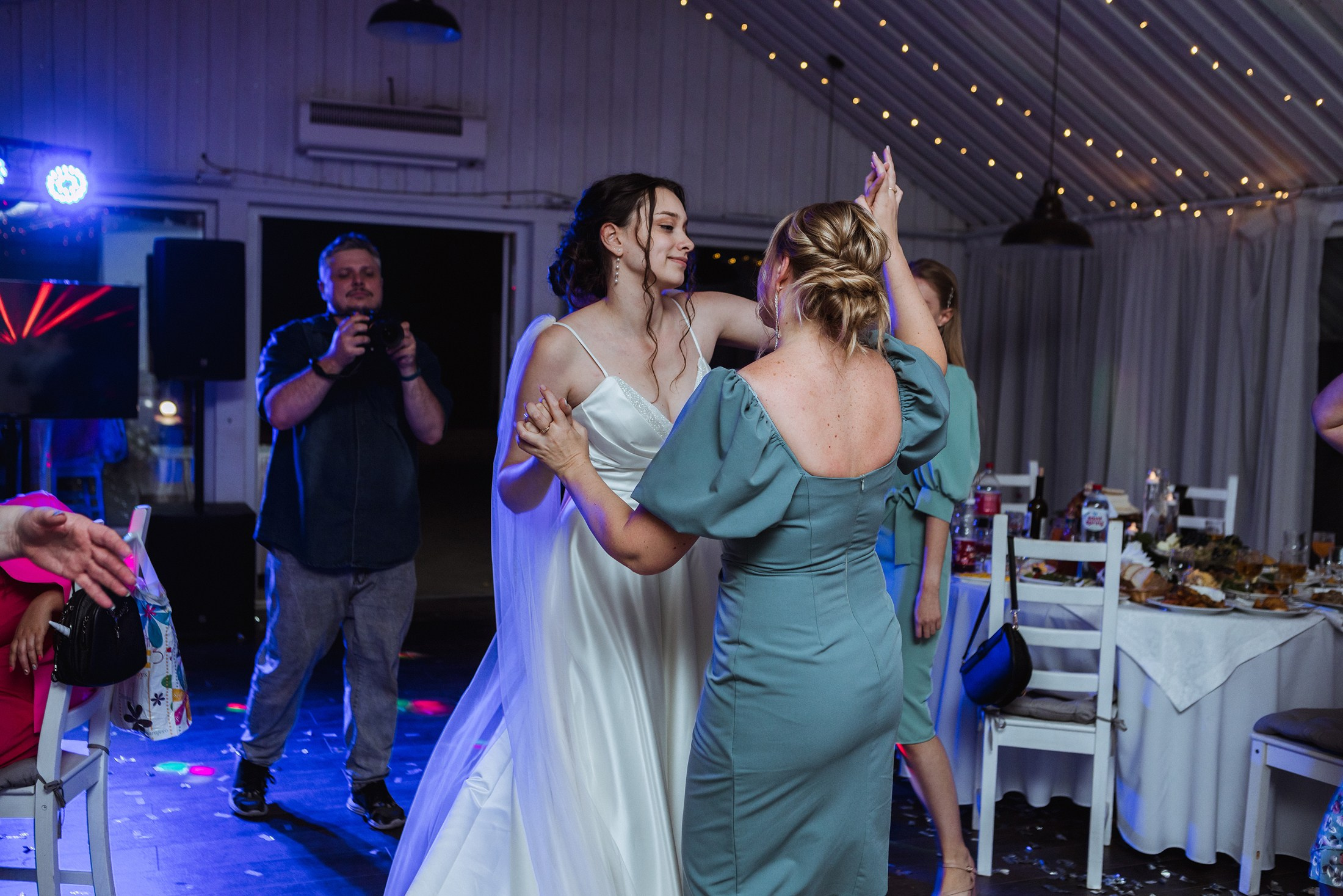 Николай и Анна. Фотографы в городе Волгограде — Людмила Агеева и Алексей Околелов