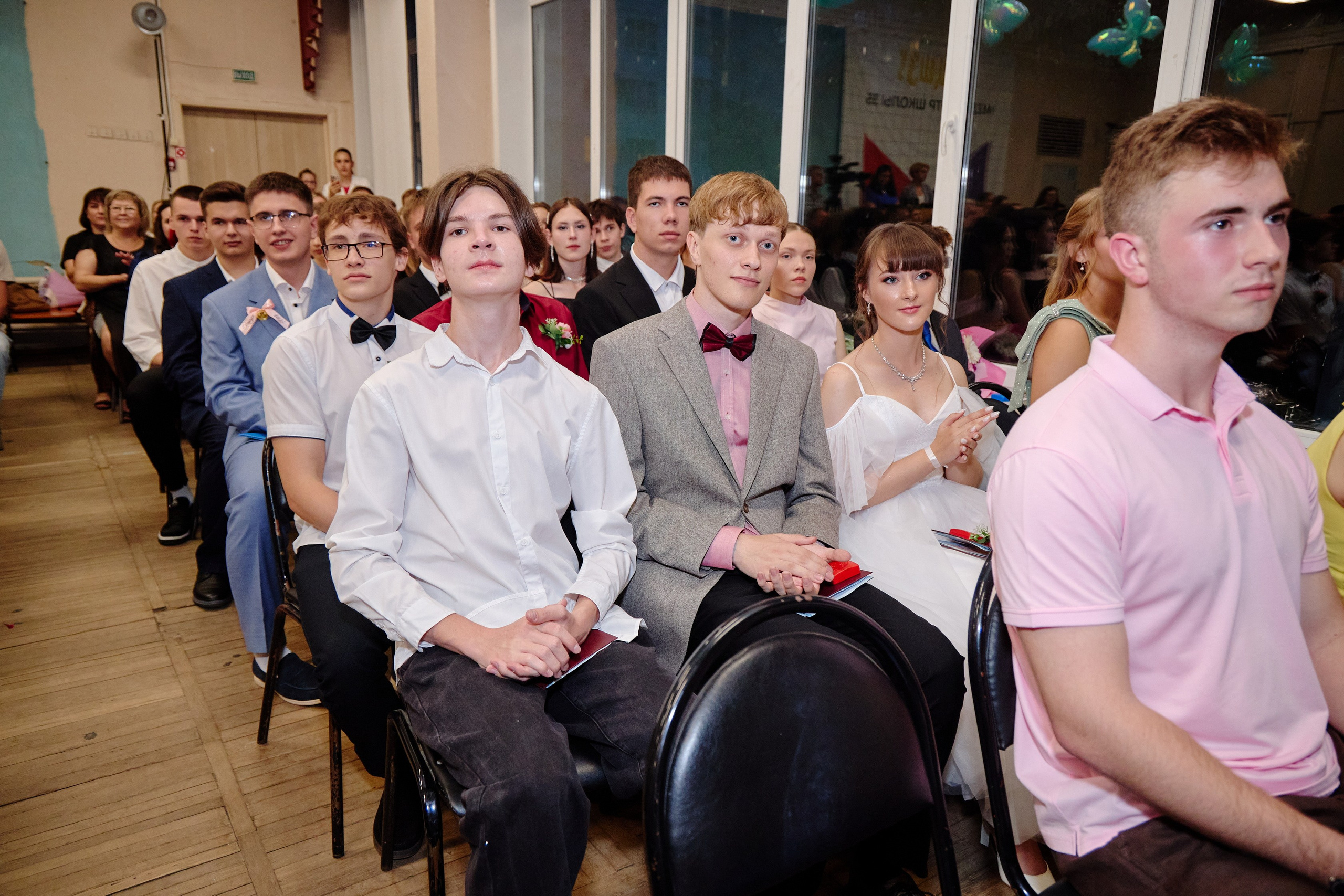 Выпускной 35 Сош. Фотограф Выпускные альбомы Таганрог Сергей Коробченко