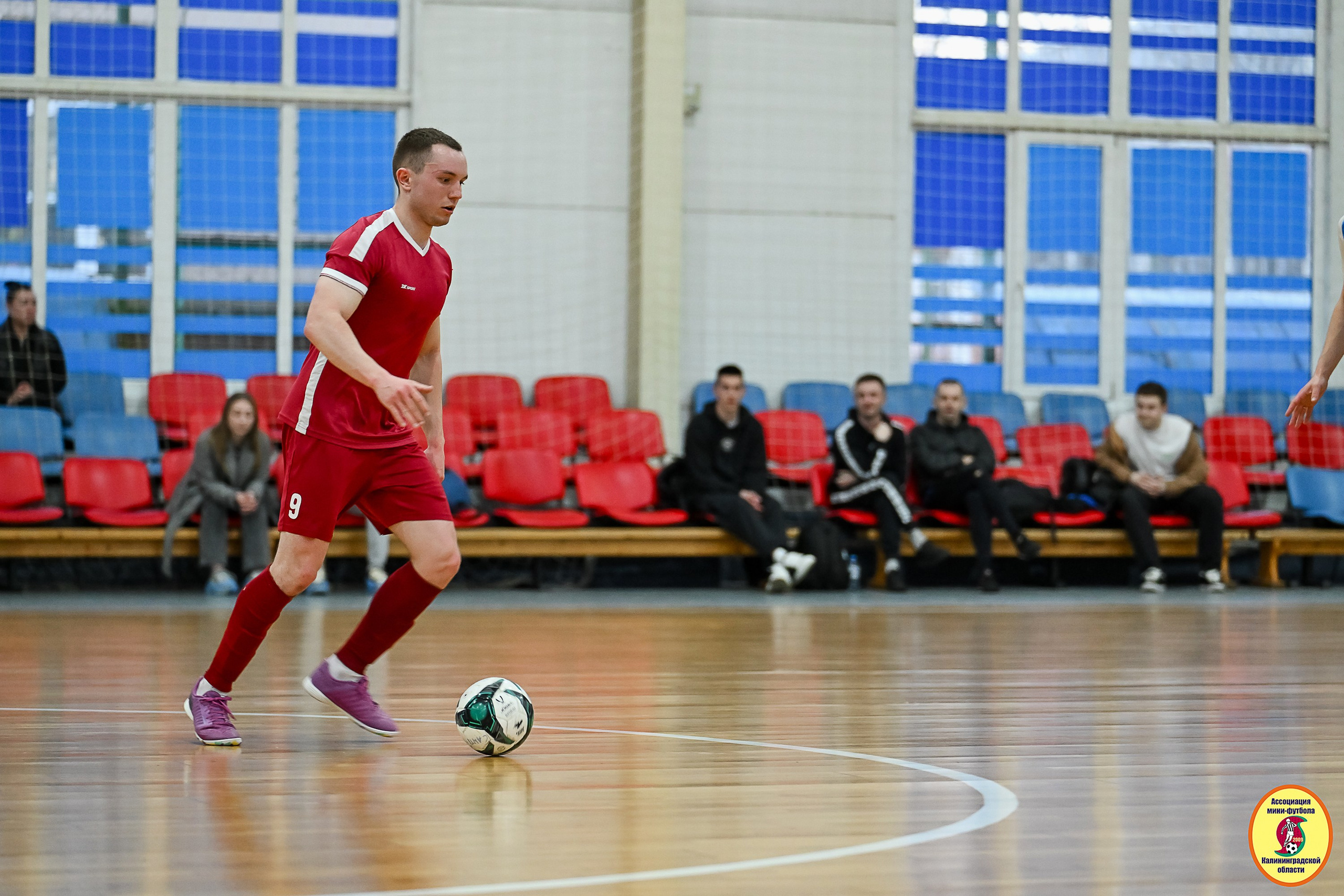 Корпоративная Бизнес Лига по футзалу — Весна 2026. VIBECITY.RU Вайб Сити Ру Фоторепортажи Фотоотчеты Калининград