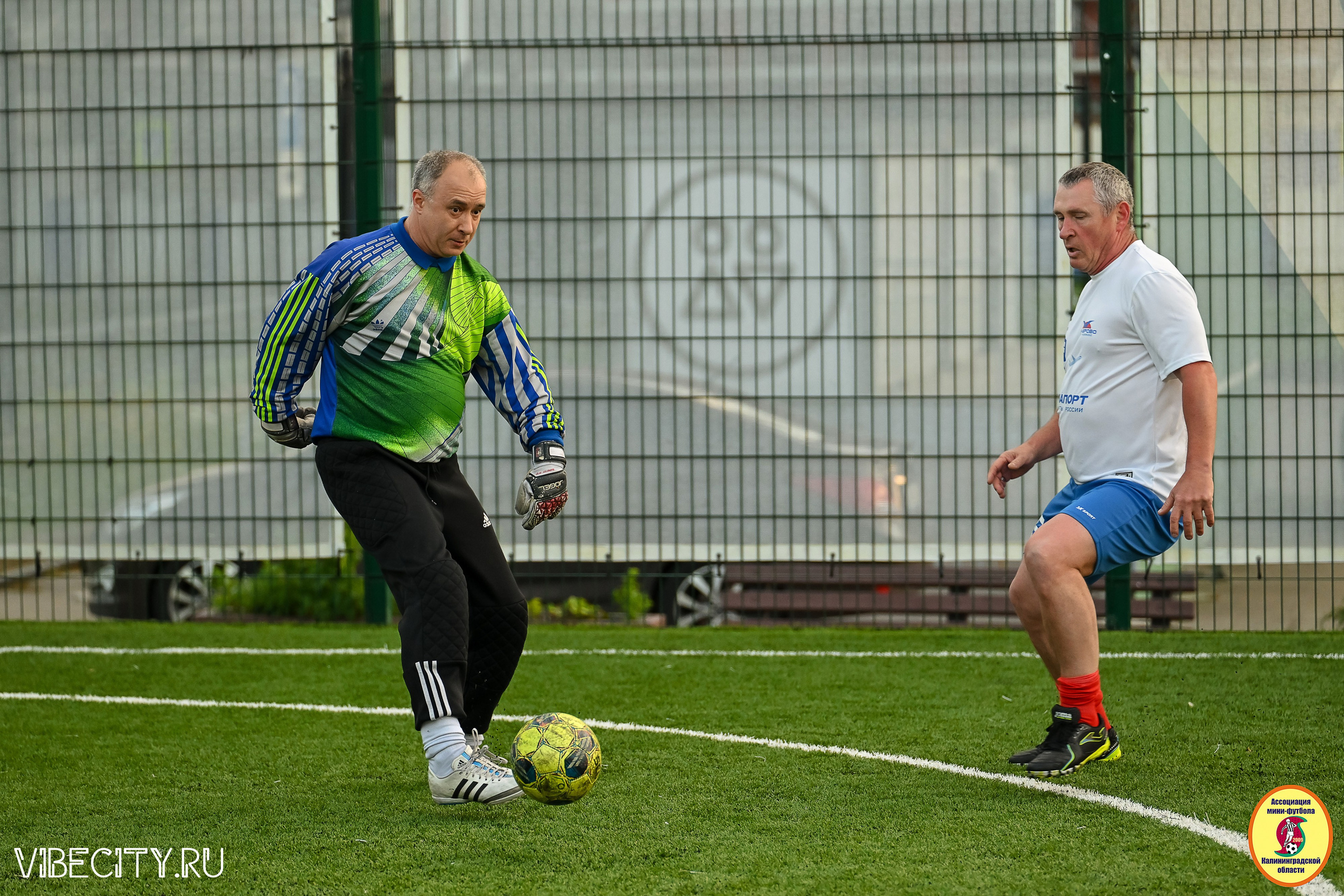 ИГРЫ МИНИ-ФУТБОЛЬНОЙ И КОРПОРАТИВНОЙ ЛИГИ. VIBECITY.RU Вайб Сити Ру Фоторепортажи Фотоотчеты Калининград
