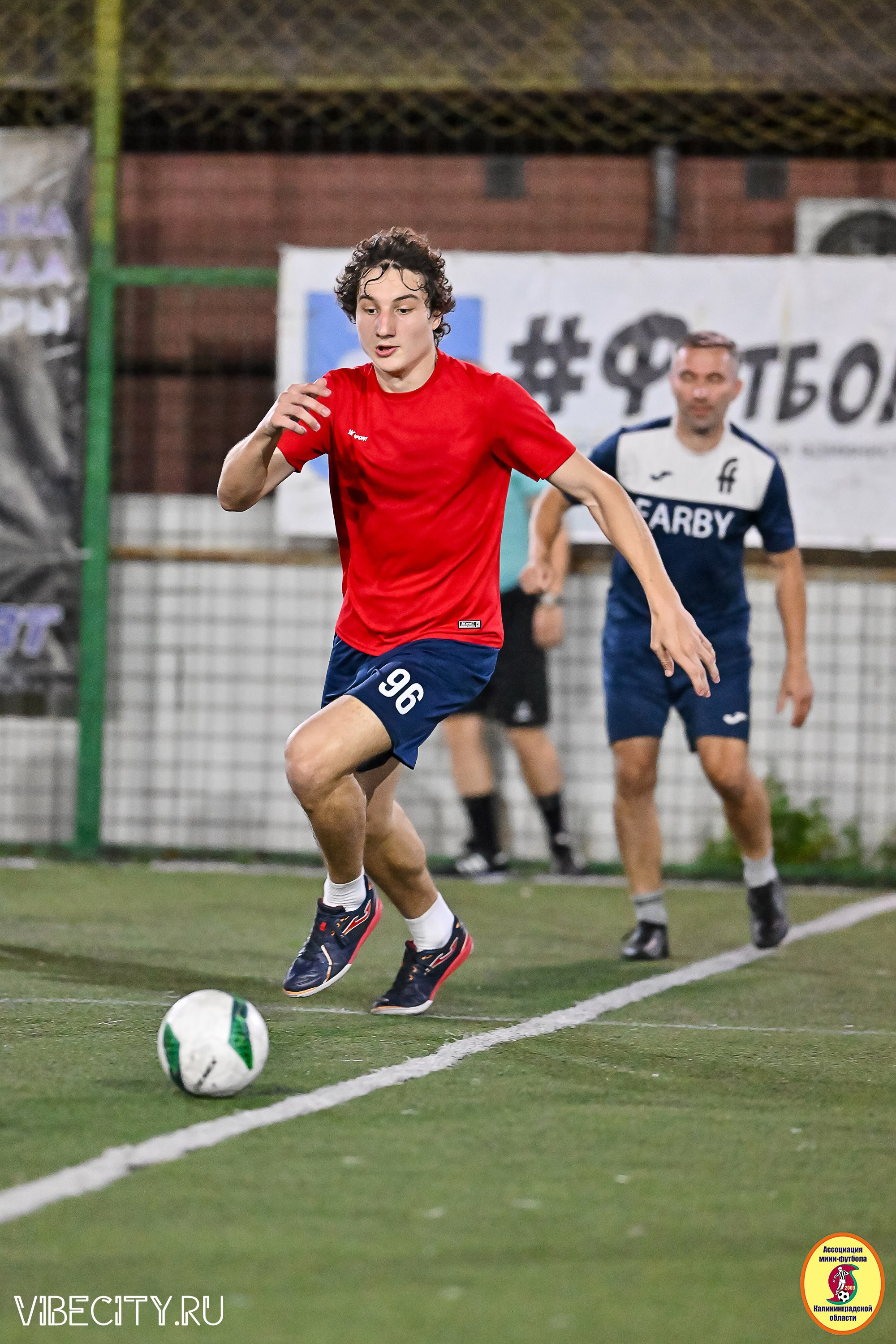 ФИНАЛЬНЫЕ ИГРЫ КУБКА МИНИ-ФУТБОЛЬНОЙ ЛИГИ И КУБКА КОРПОРАТИВНОЙ МФЛ 2025. VIBECITY.RU Вайб Сити Ру Фоторепортажи Фотоотчеты Калининград