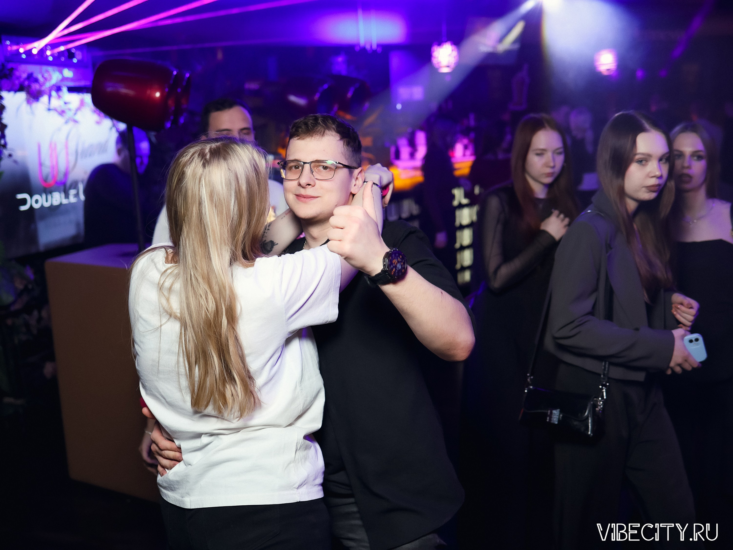 DOUBLE U. VIBECITY.RU Вайб Сити Ру Фоторепортажи Фотоотчеты Калининград