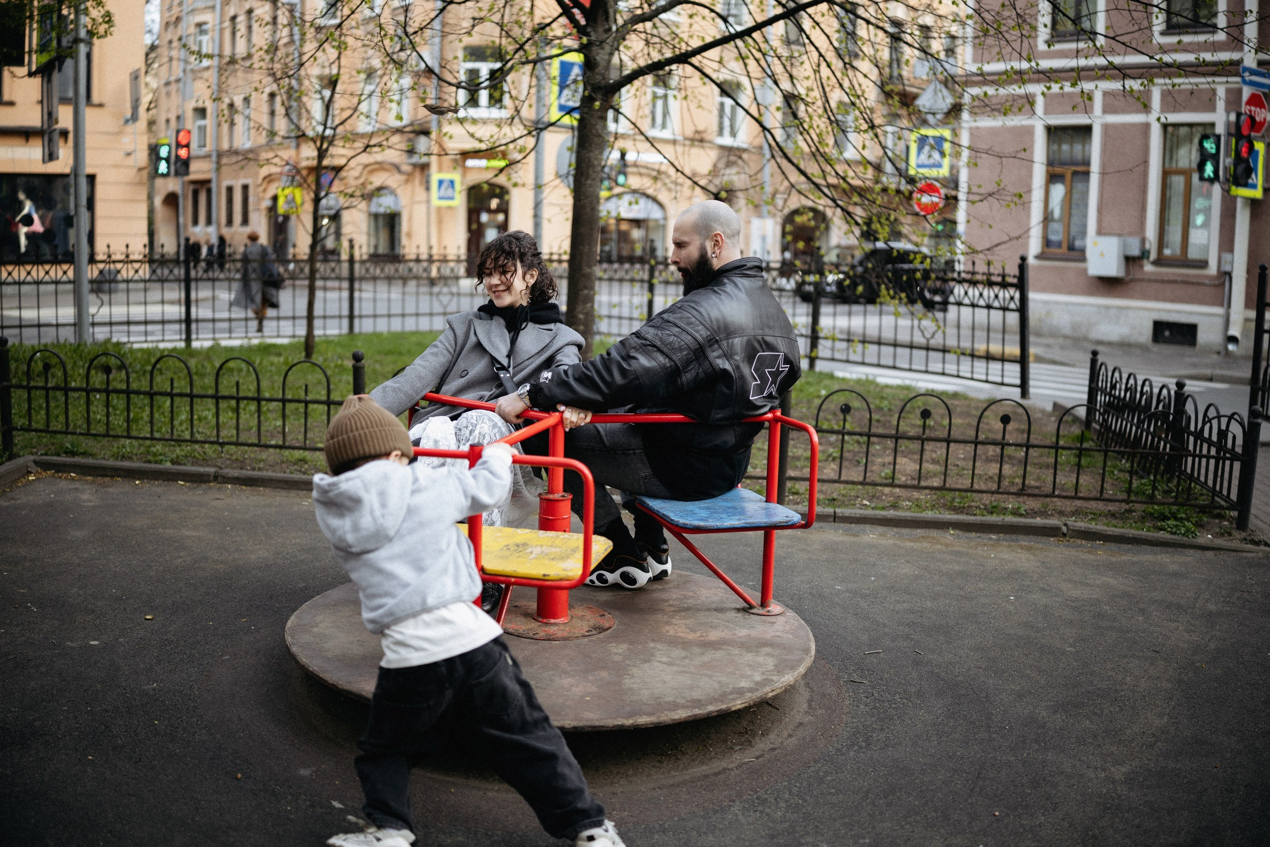 Семейная фотосессия в Санкт-Петербурге. Вера Пьянцева фотограф в Санкт-Петербурге | индивидуальная, семейная и парная (съёмка влюбленных) съёмка