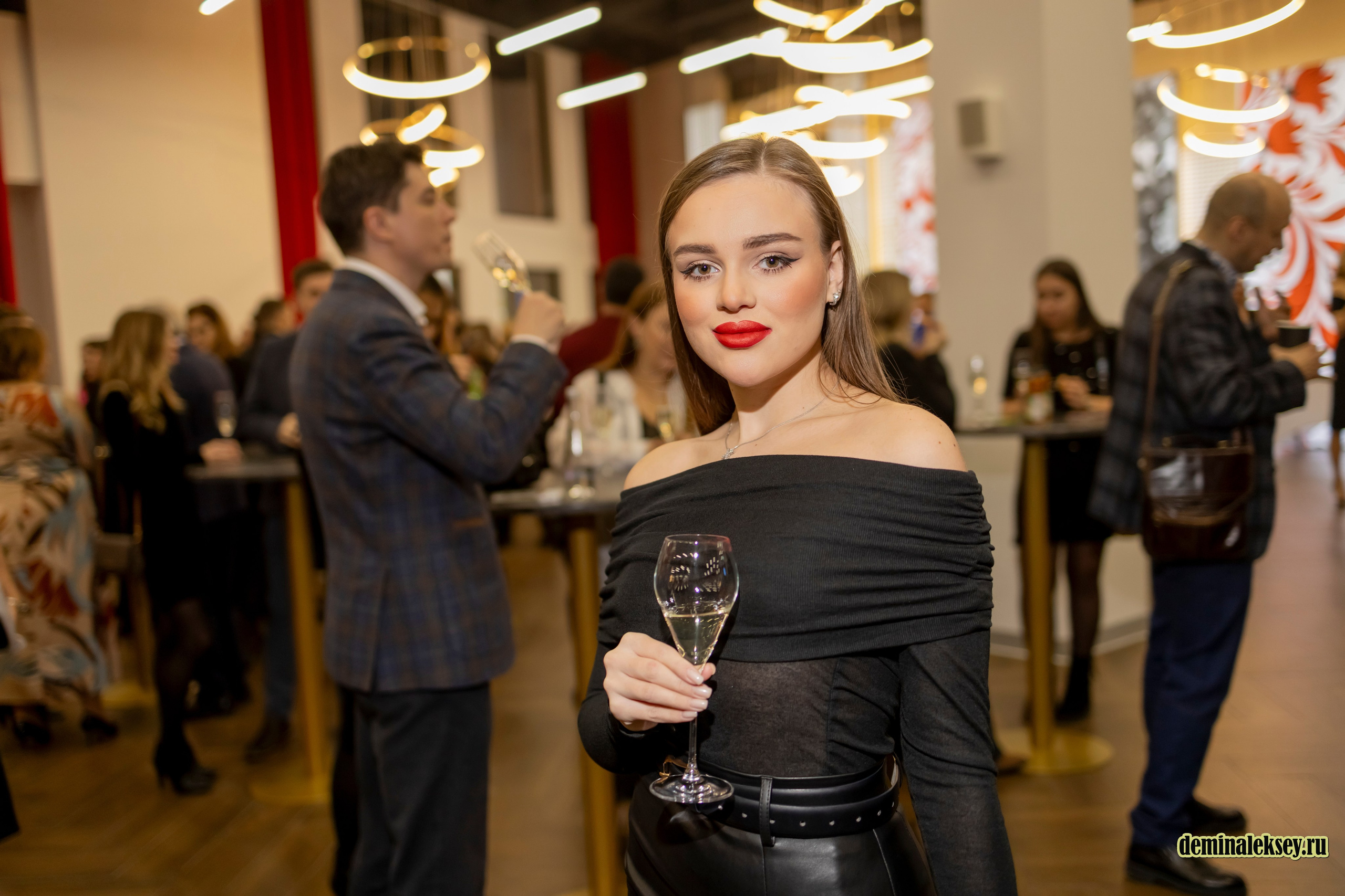 Мисс офис 2024 комус. Репортажный, семейный и студийный фотограф в Москве Демин Алексей