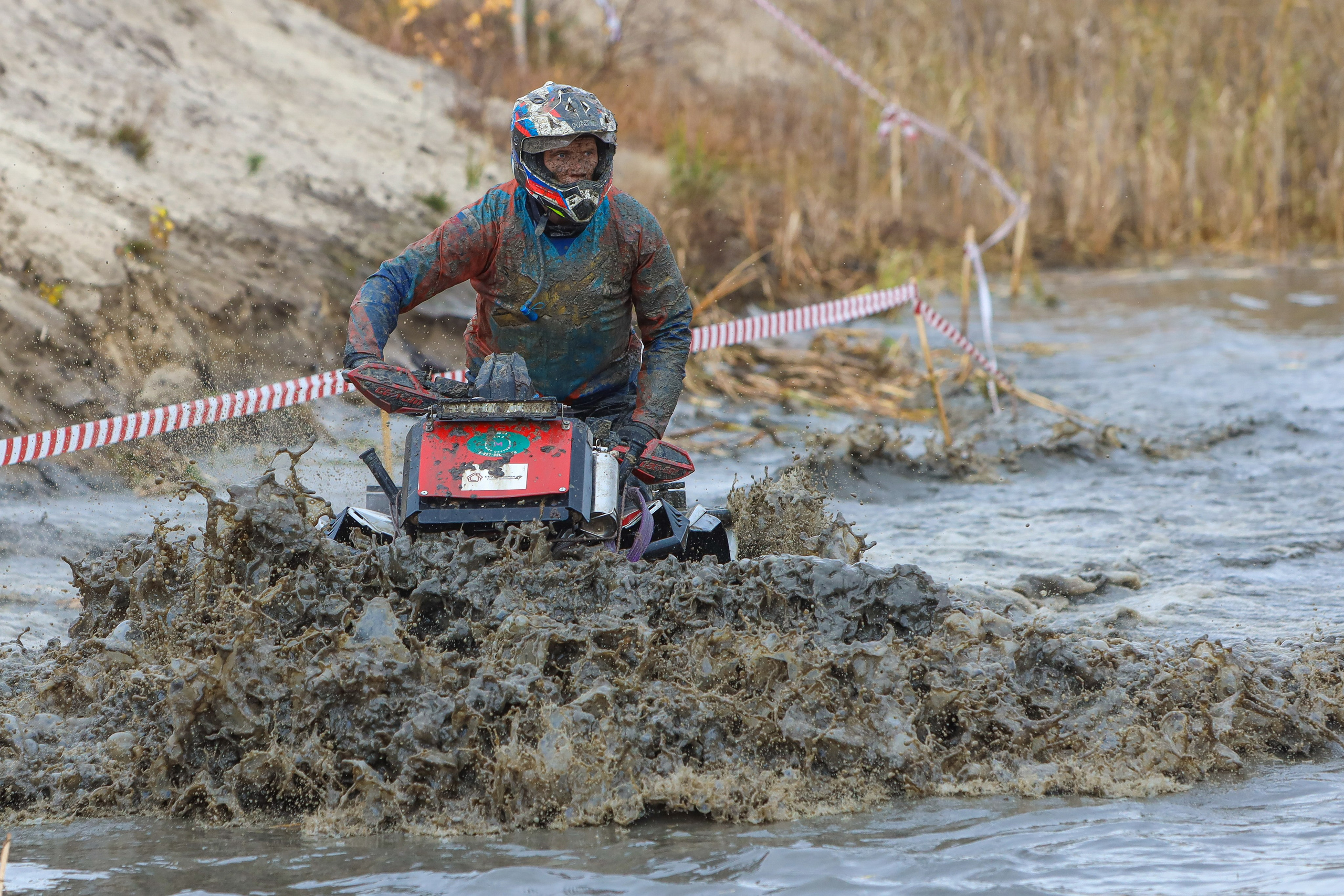 Гонки на квадроциклах Грязевое кольцо. Спортивный фотограф в Самаре