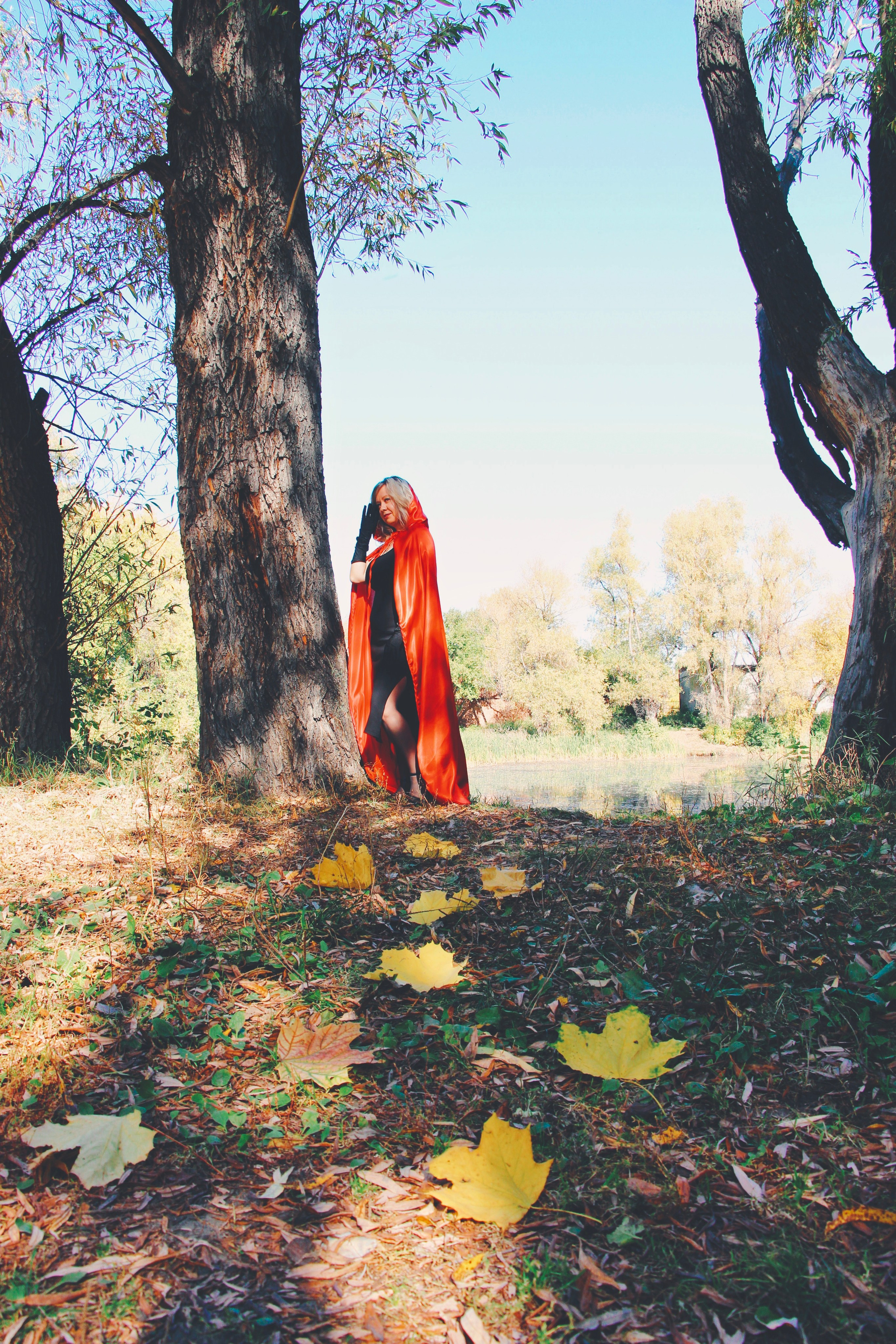 Елена в красном плаще…. Творческая, семейная Фотосъемка ДоброДарова Елена Омск