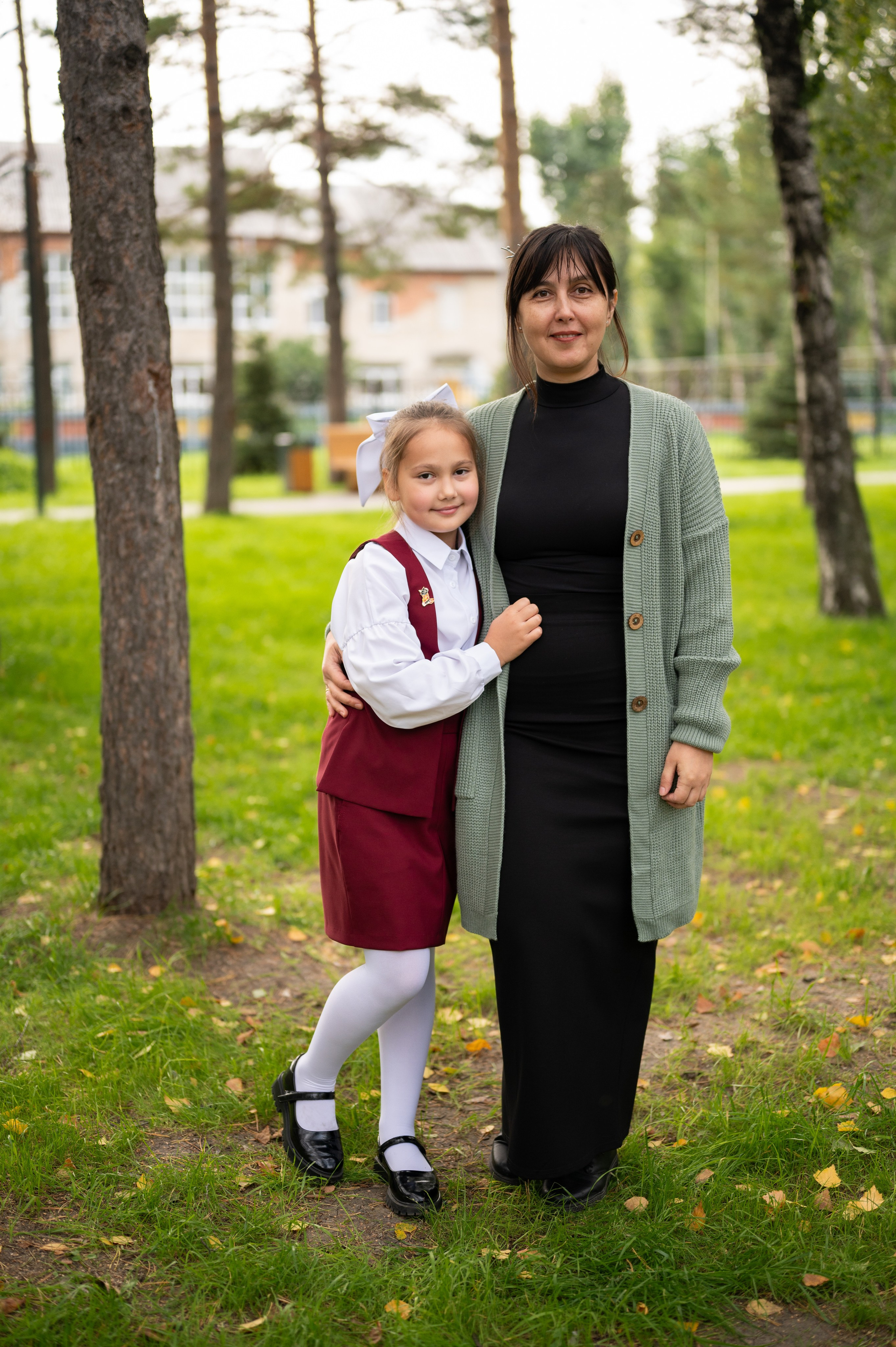 1 сентября 16 гимназия 2 класс (линейка + в классе+ на улице). Фотограф новорожденных, семейный детский в Тюмени Татьяна Морозова