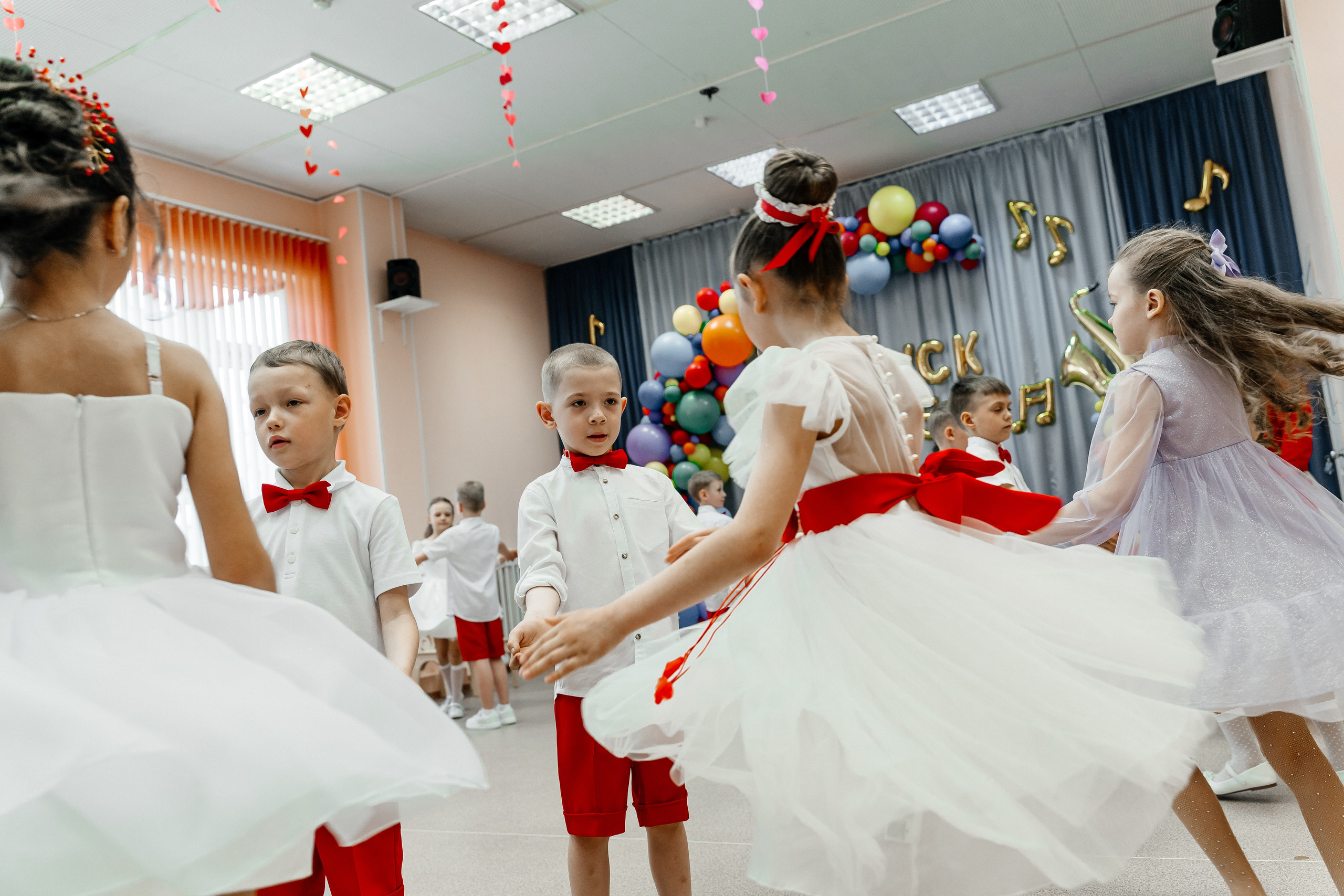 Репортаж с выпускного. Пример 3. Фотограф Ким Наталья в Красноярске