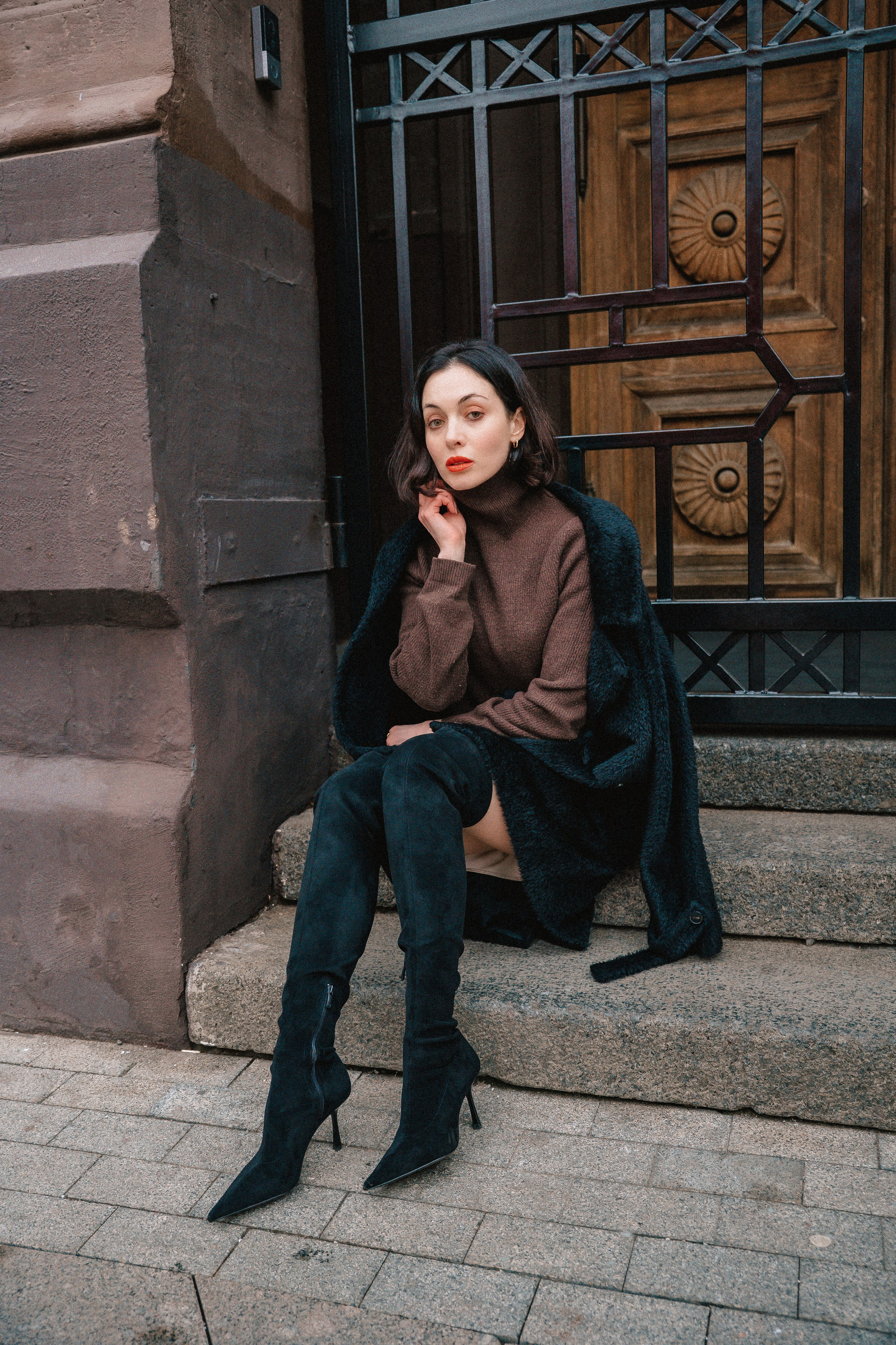 ОЛЯ. Я фотограф из Москвы к Вашим услугам