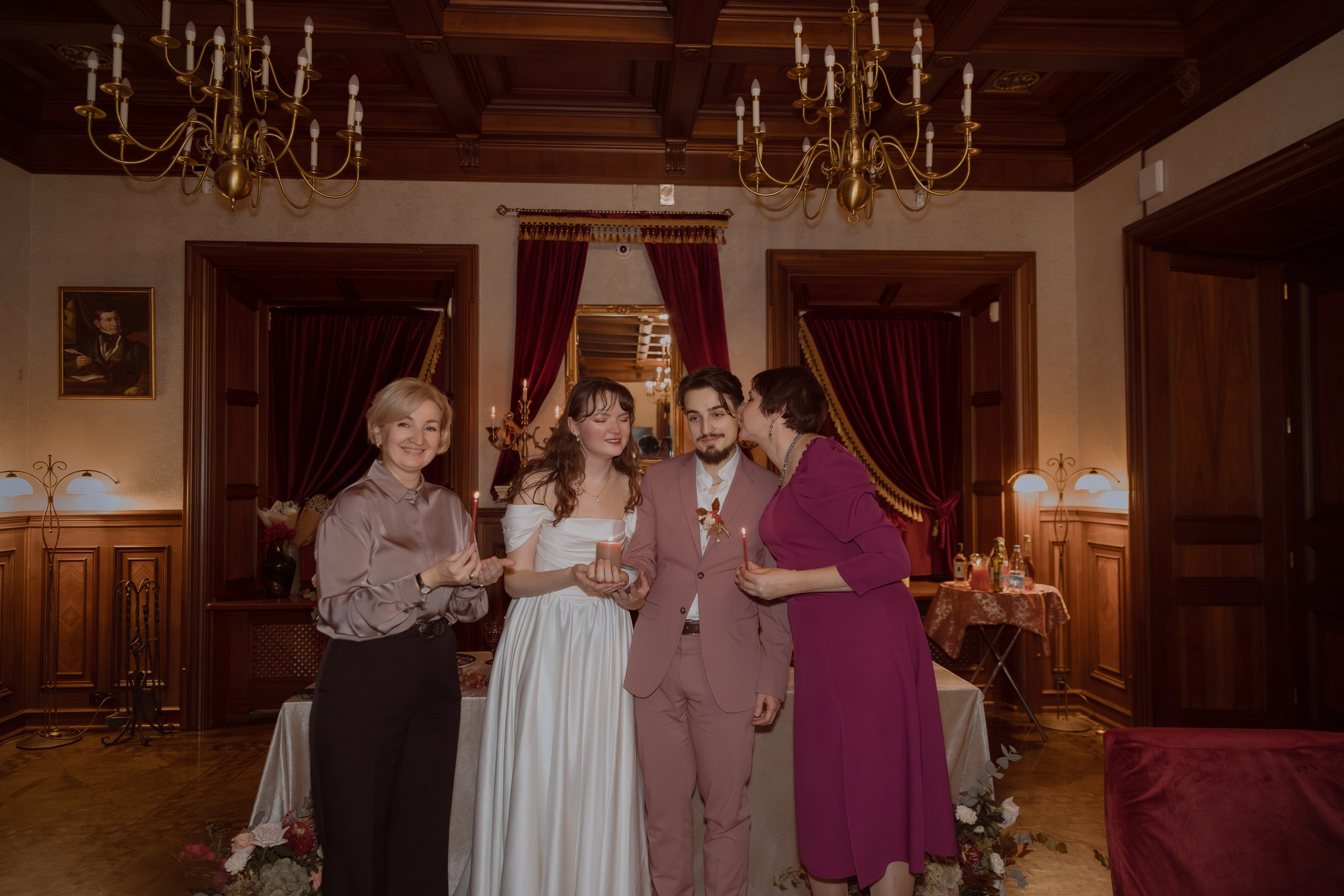 Welcome back to your own dinner party. Фотограф Лия Козловская Минск