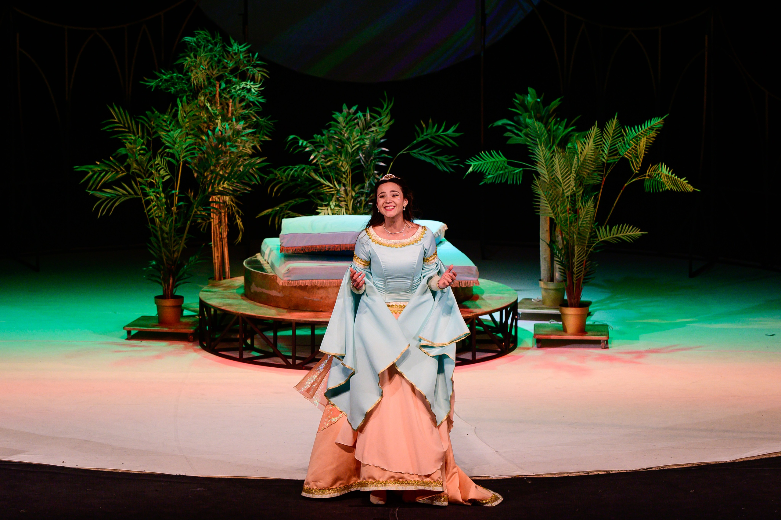 Детский спектакль @bgm_teatr «Спящая красавица ". Фотоуслуги, услуги фотографа, фотографирование важных событий