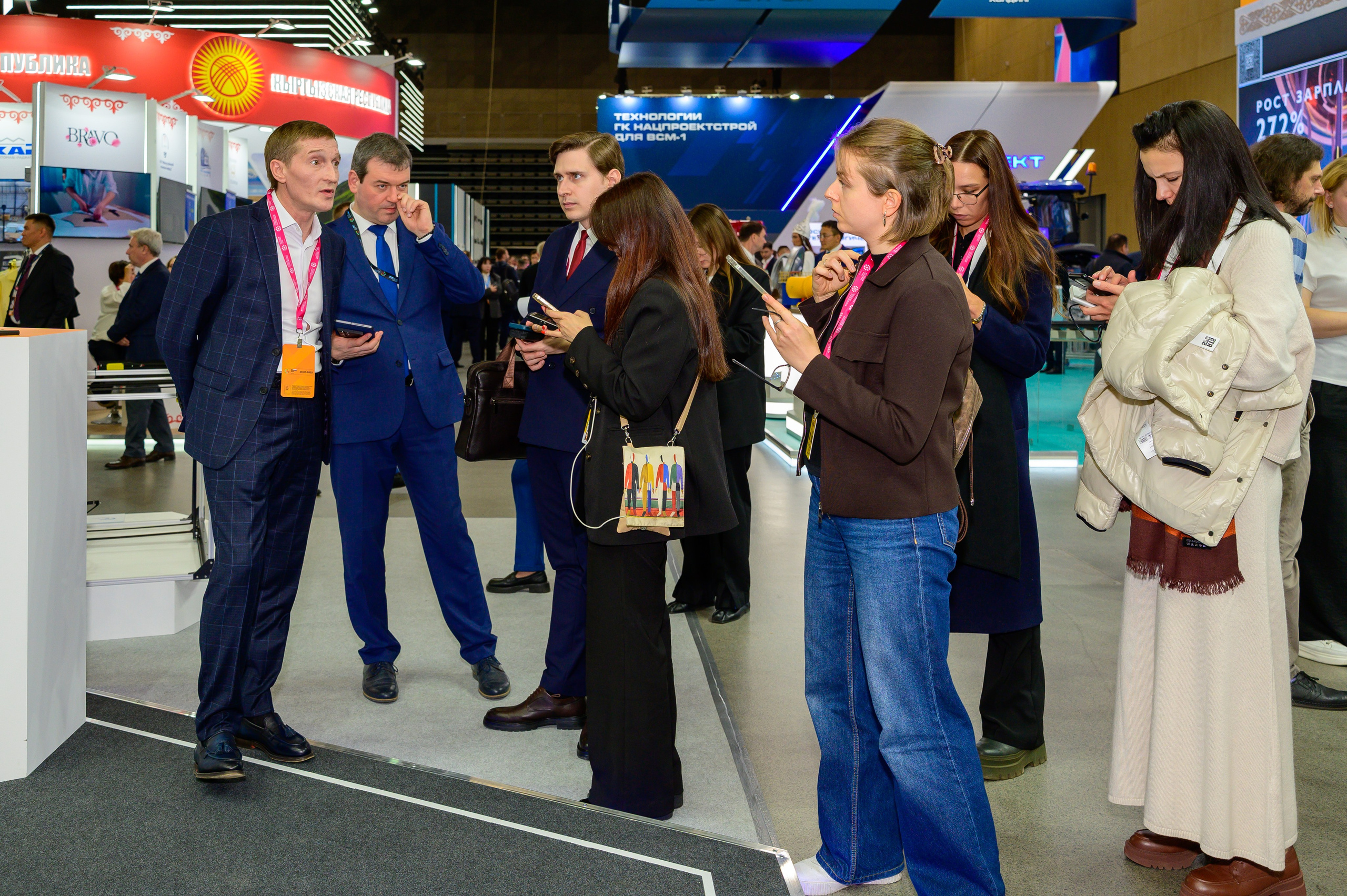 BigindustrialweekBelarus. Фотоуслуги, услуги фотографа, фотографирование важных событий