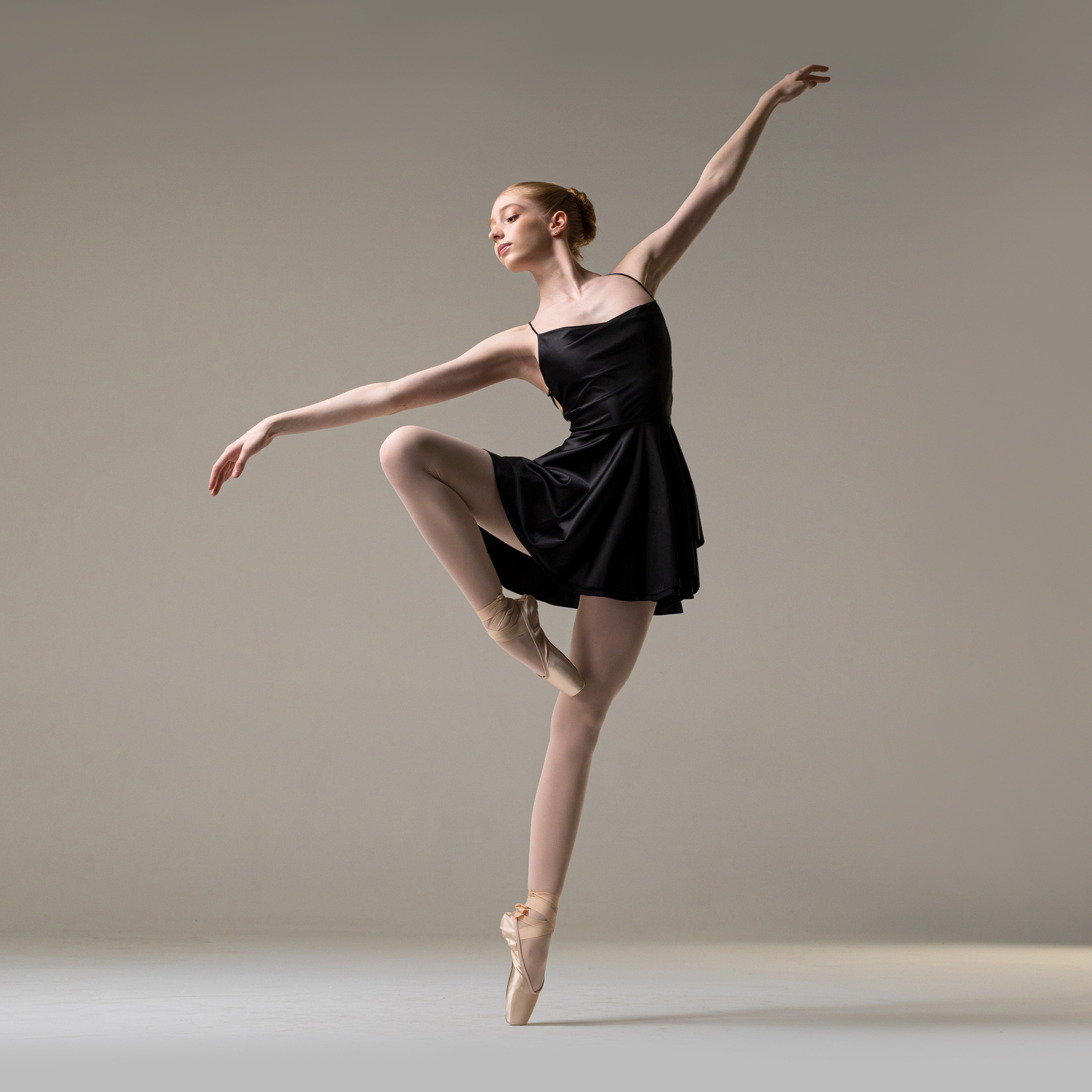 Платье чёрное «Мини» напрокат бесплатно. Балетный фотограф Алина Ханько — Душа Балета