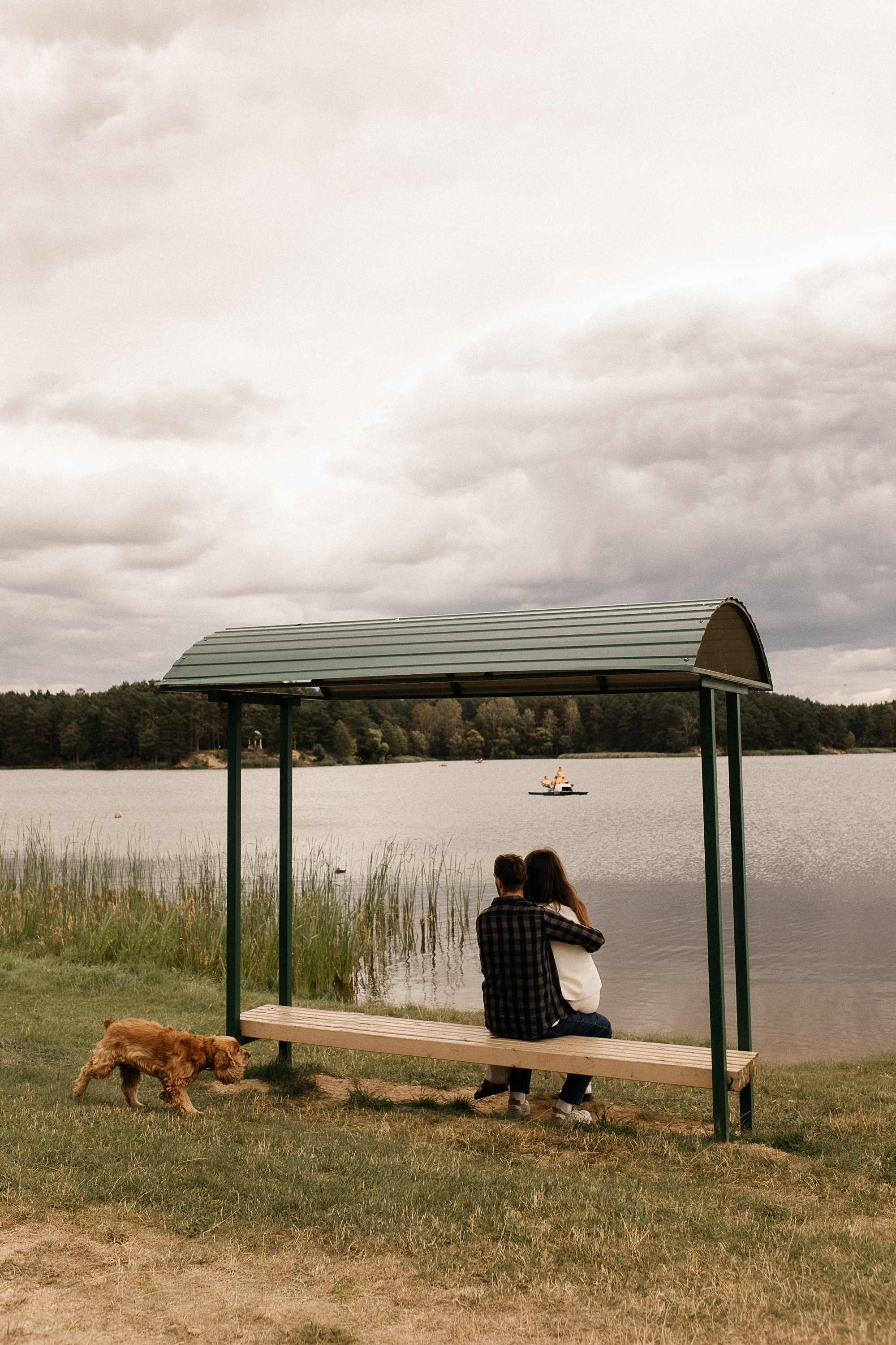 Love Story на Юбилейном озере. Свадебный и семейный фотограф Виолетта Сидельникова. Краснодар, Россия, Беларусь, Европа