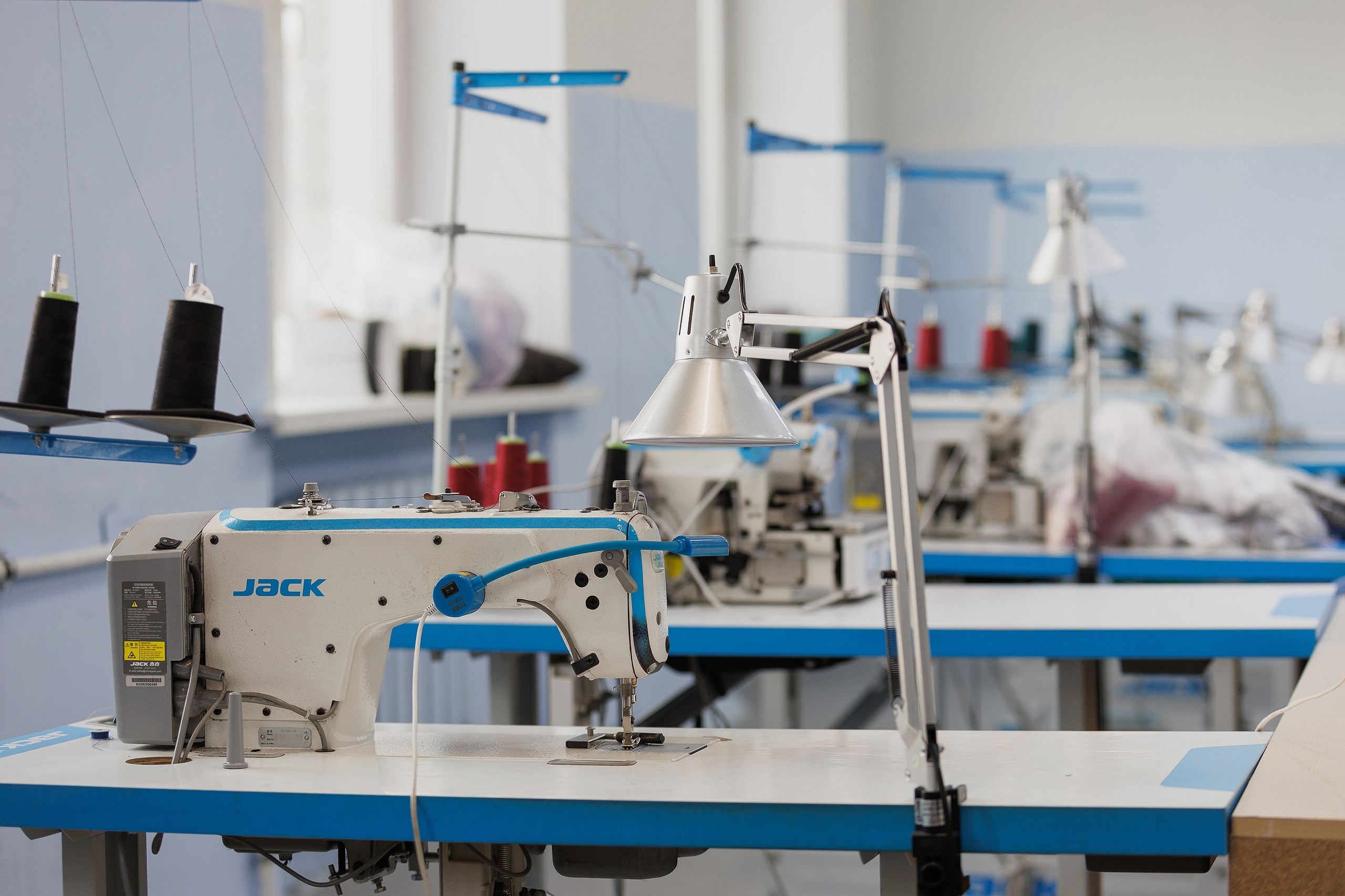 Фотосъемка швейного производства. Профессиональный фотограф в Новосибирске