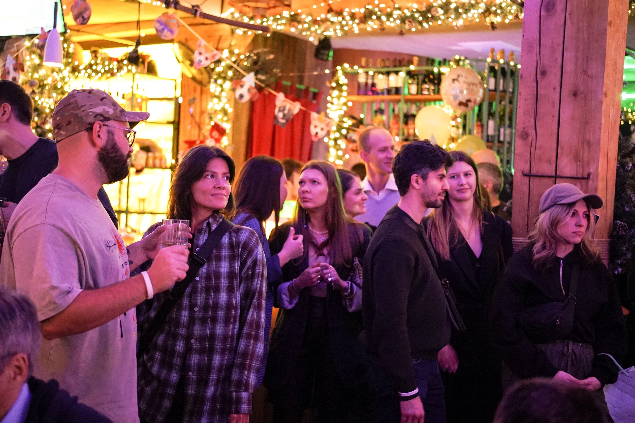 Бар Собаки в тумане. Фотограф