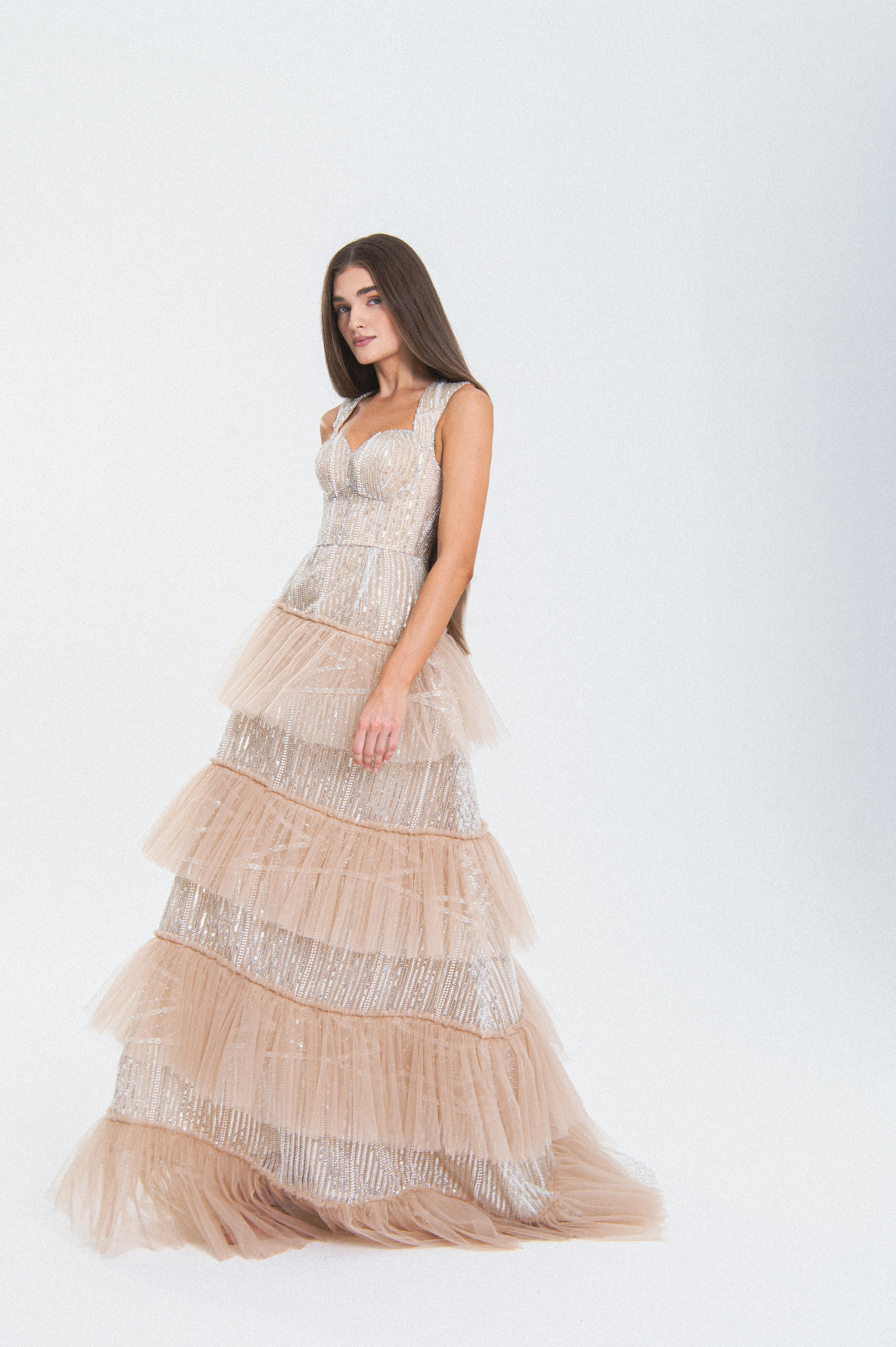 E-commerce for SARA PEDRAM. Elizaveta Filchenko. Fashion-photographer and director