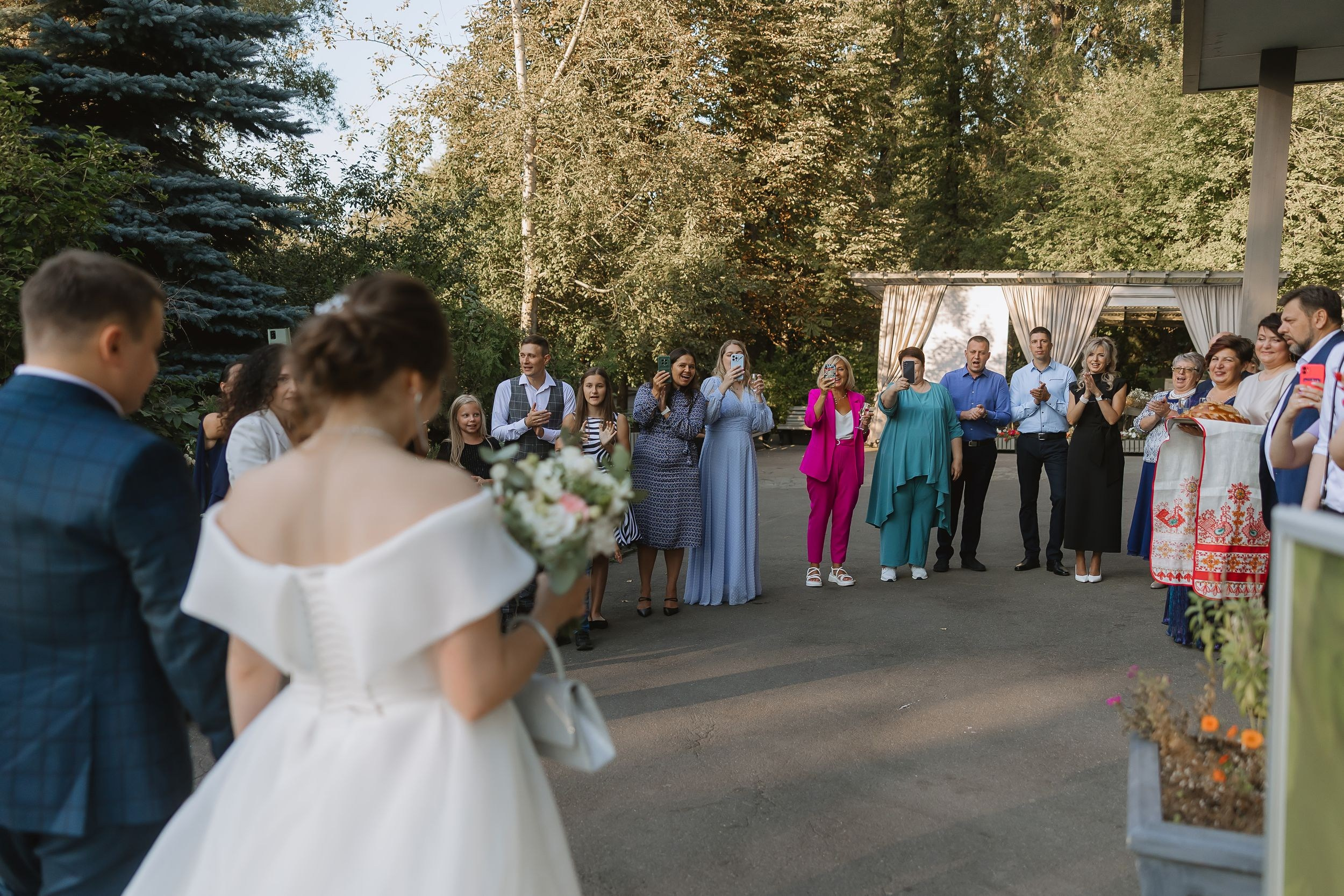 Свадьба Невеста Ведущая. Свадебный ведущий в Москве Саксофон на свадьбу