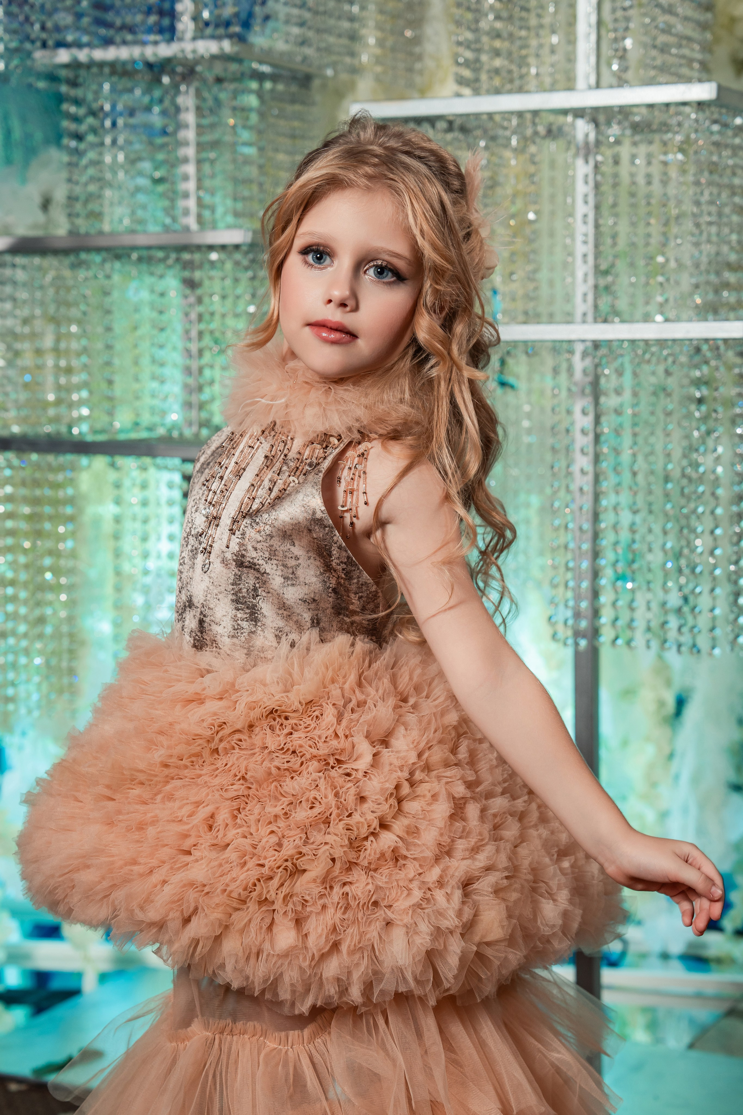 Параллельные Миры «Золотая Неделя» 2025. Крамер Юлиана детский и семейный фотограф