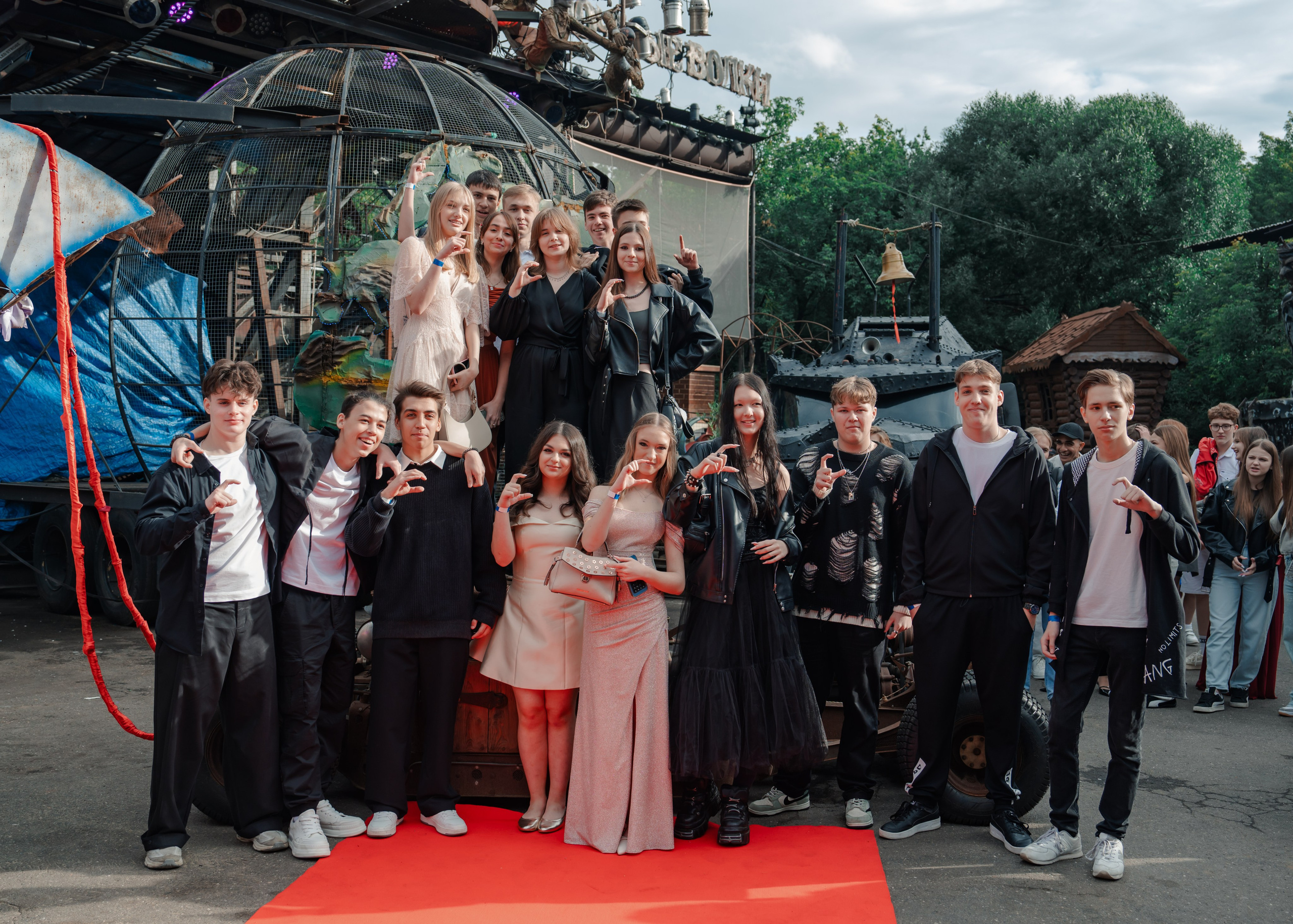 Выпускной Байк Центр «Ночные волки» 11 класс. Крамер Юлиана детский и семейный фотограф