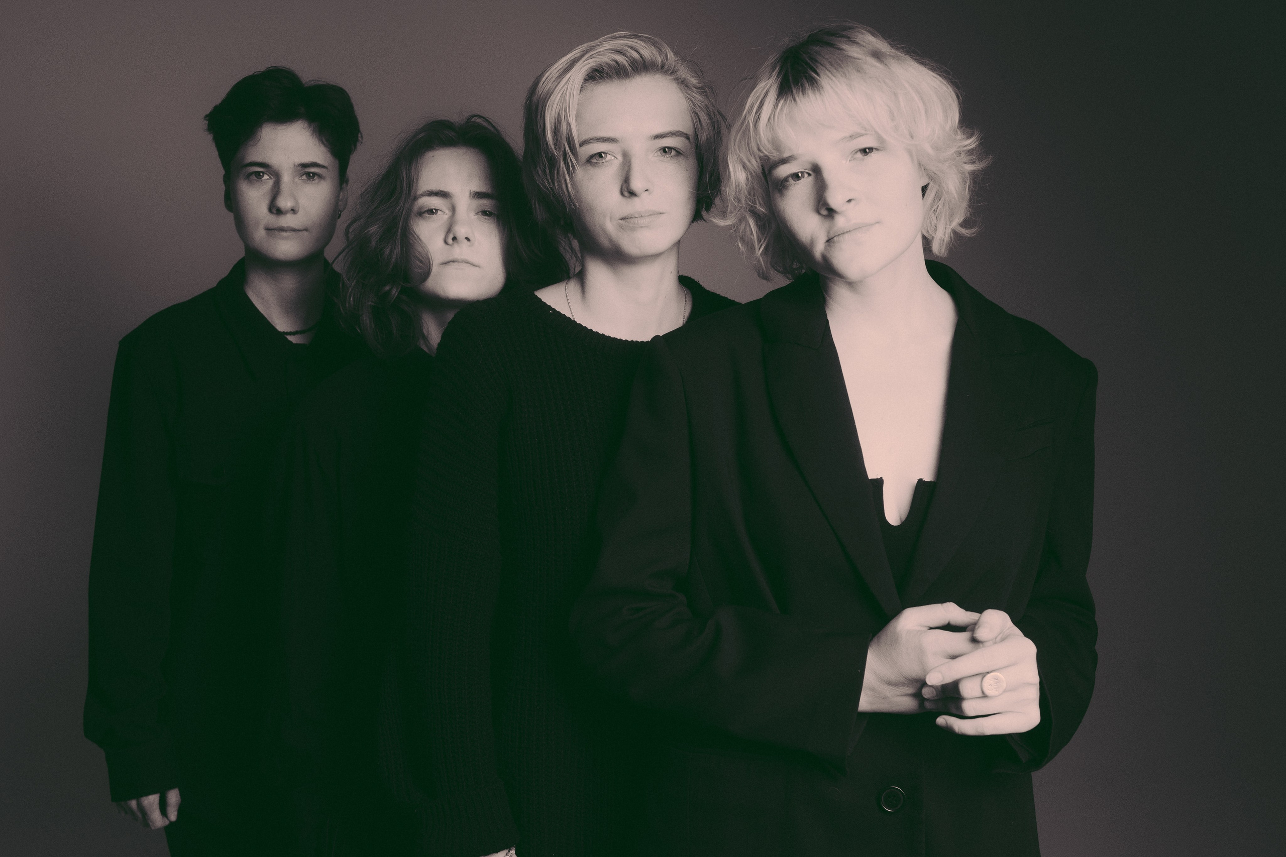 Съёмка для группы из Питера в студии. Фотоведьма Дарья Нечинская