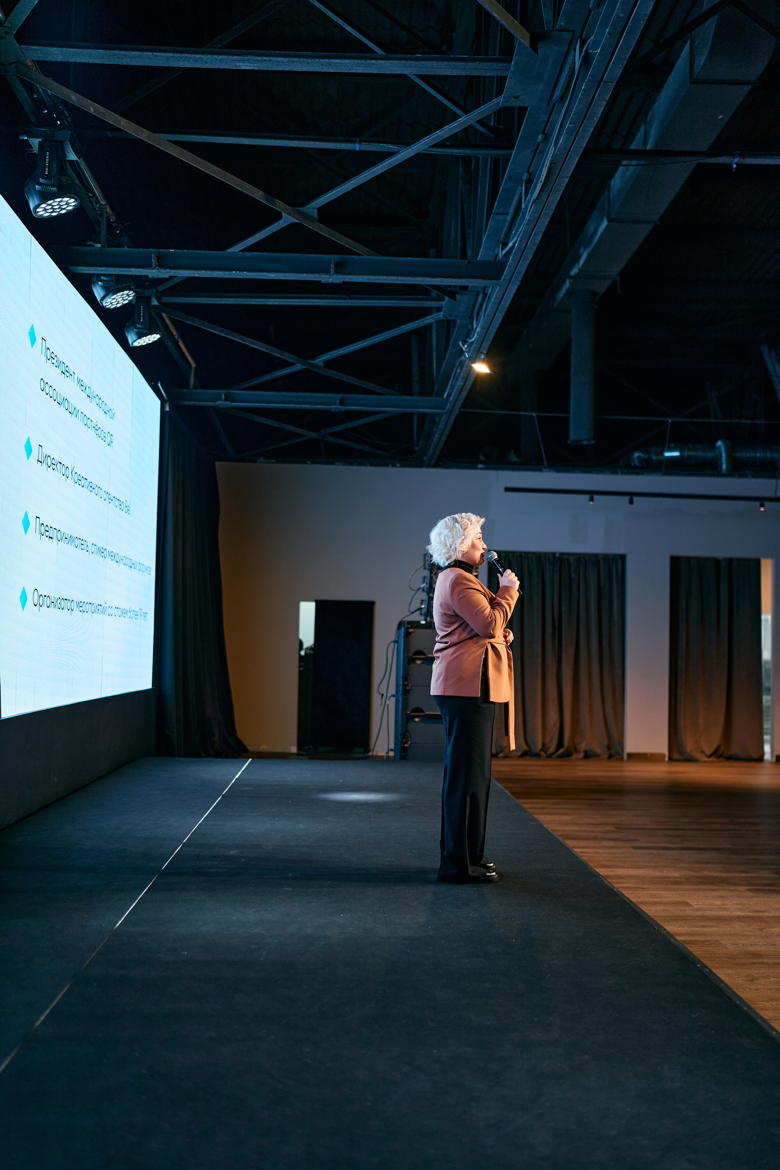 Форум QR. Свадебный фотограф в Москве Кристина Чехова