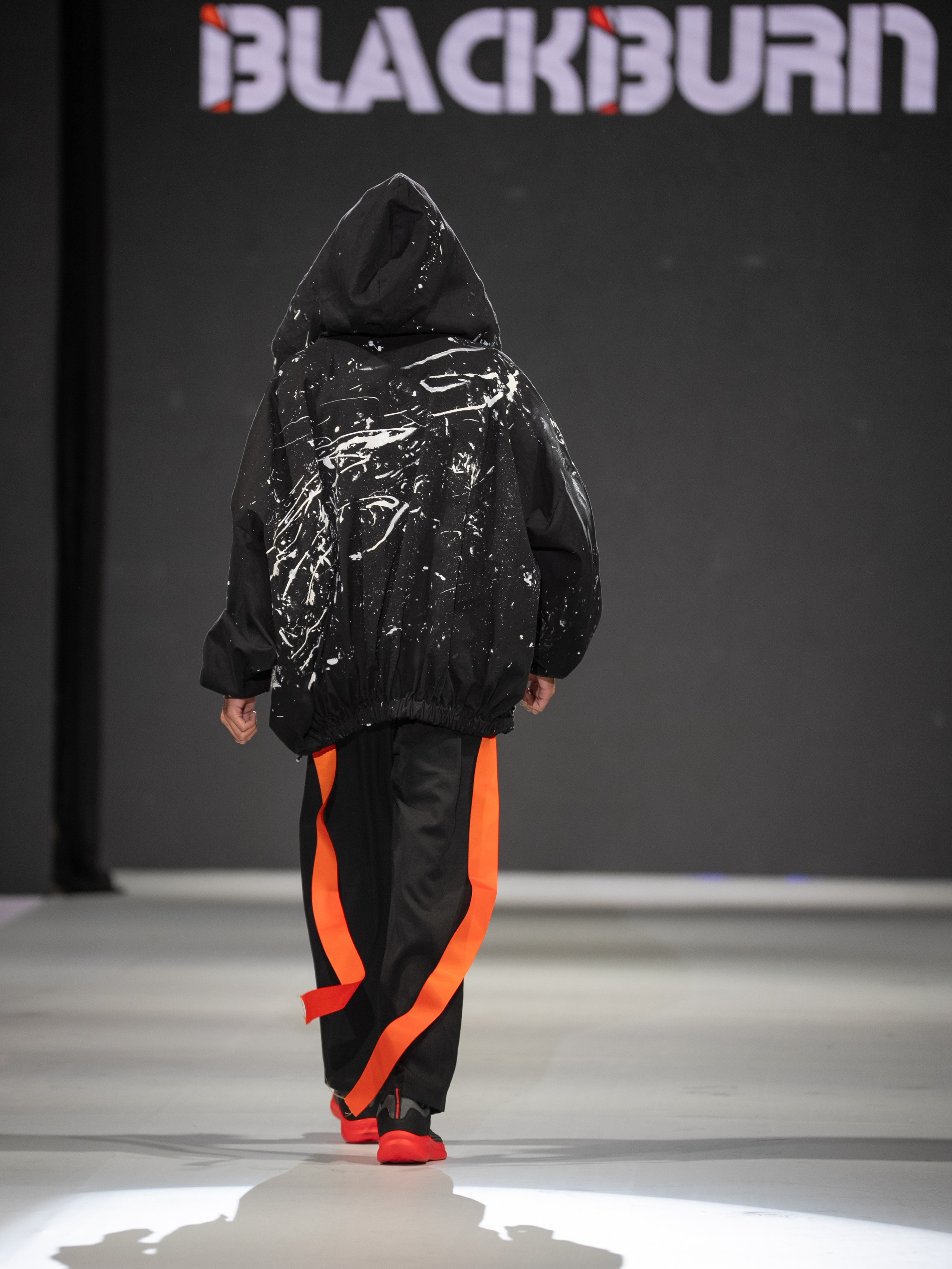 EURASIAN FASHION WEEK BlackBurn. Сайт Алматинского НЮ АРТ, будуар и фэшн фотографа Дениса Карпенко