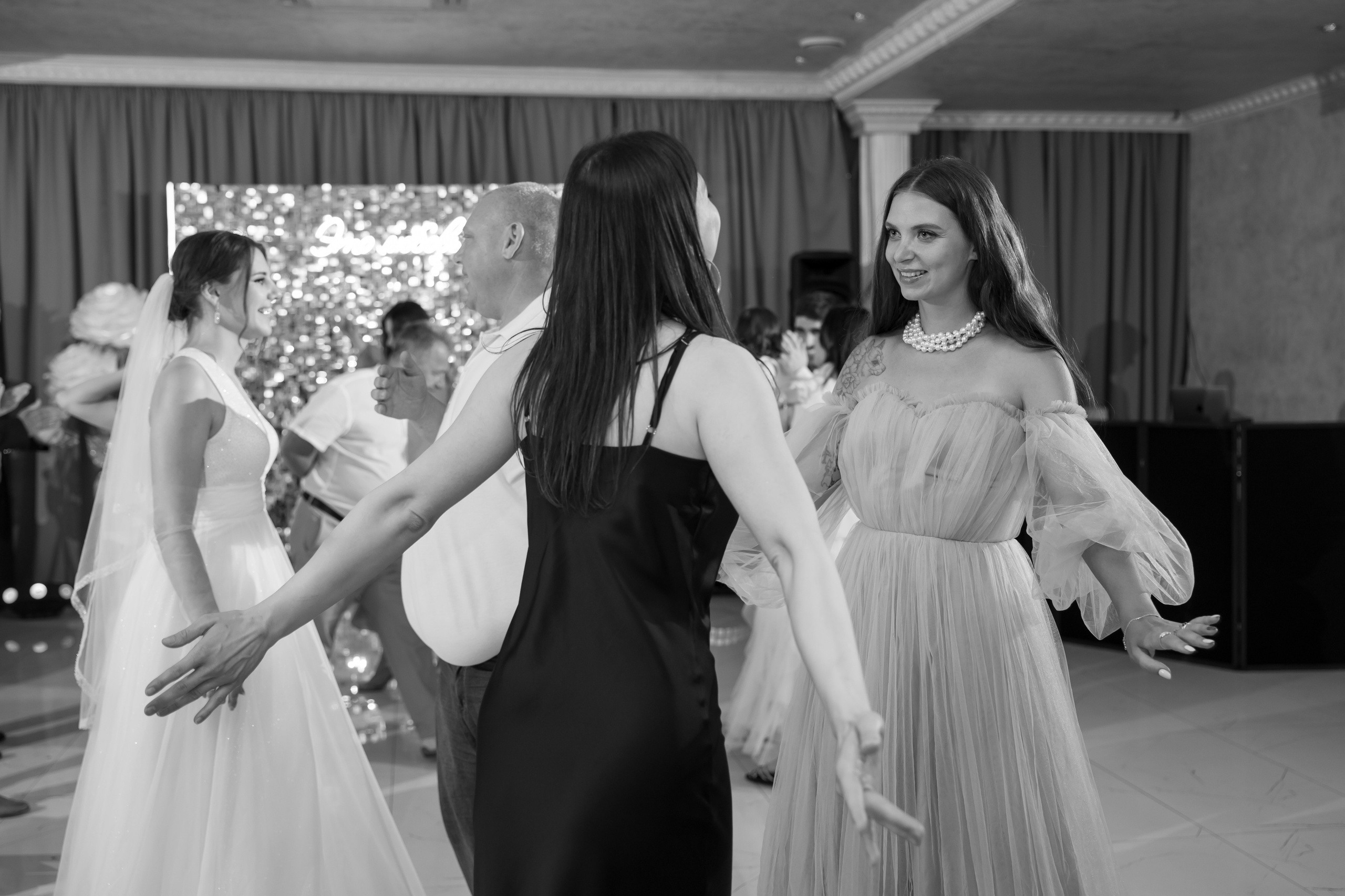 ЗАГС Бутово и Остафьево. Свадебный и репортажный фотограф (Москва, Королев и другие)