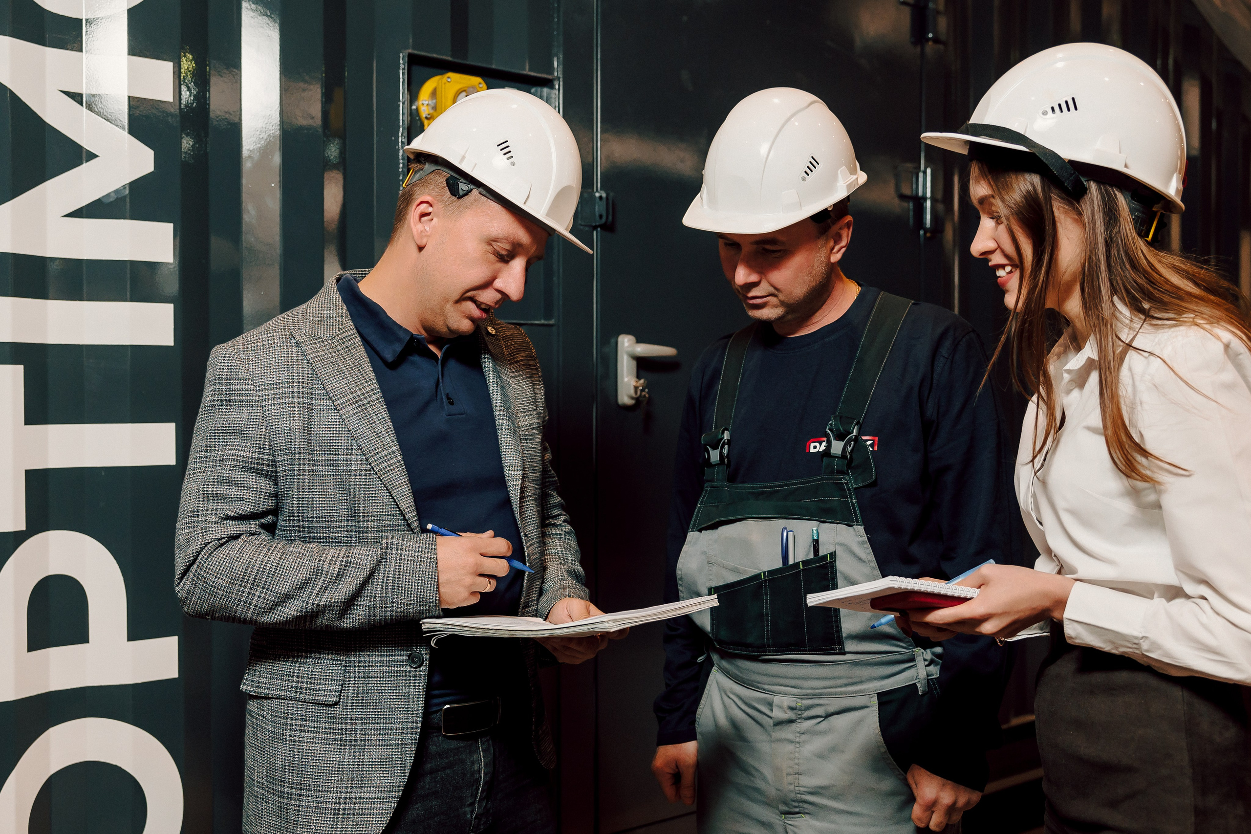 Datark — Совещание и производство. Лёшка Варзегов — фотограф