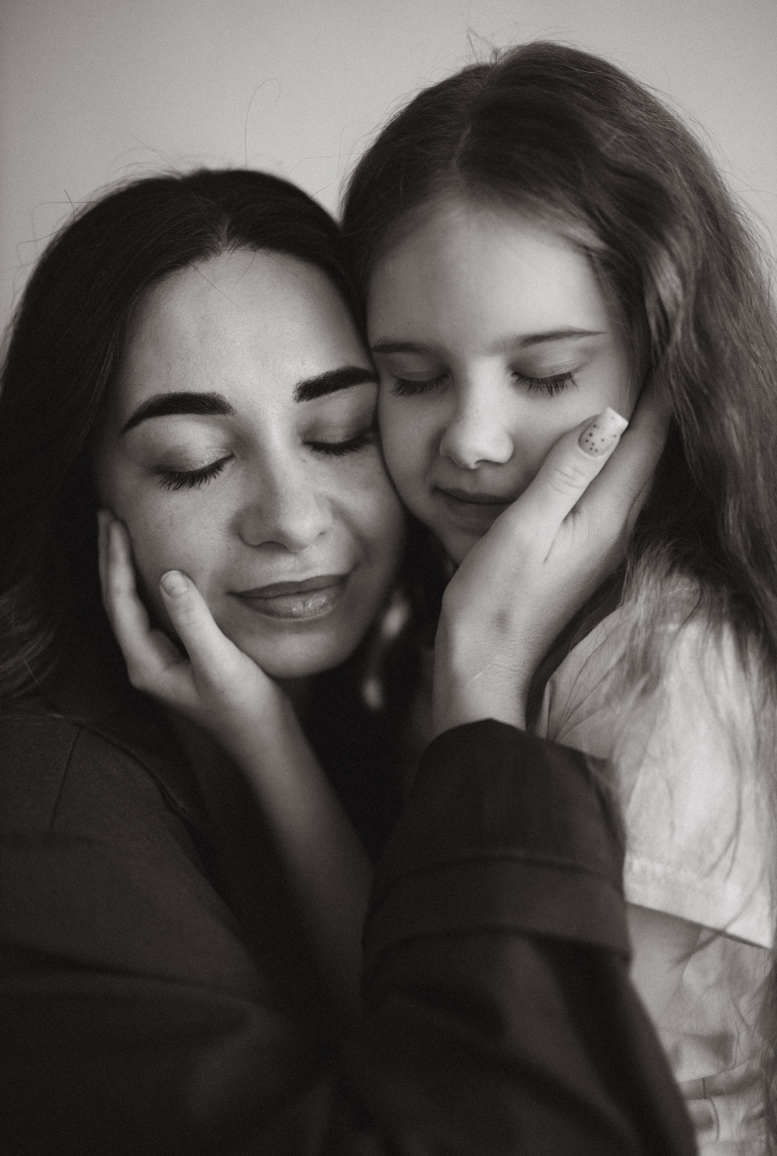 Даша, Ваня, Ксюша и Максим!. Услуги