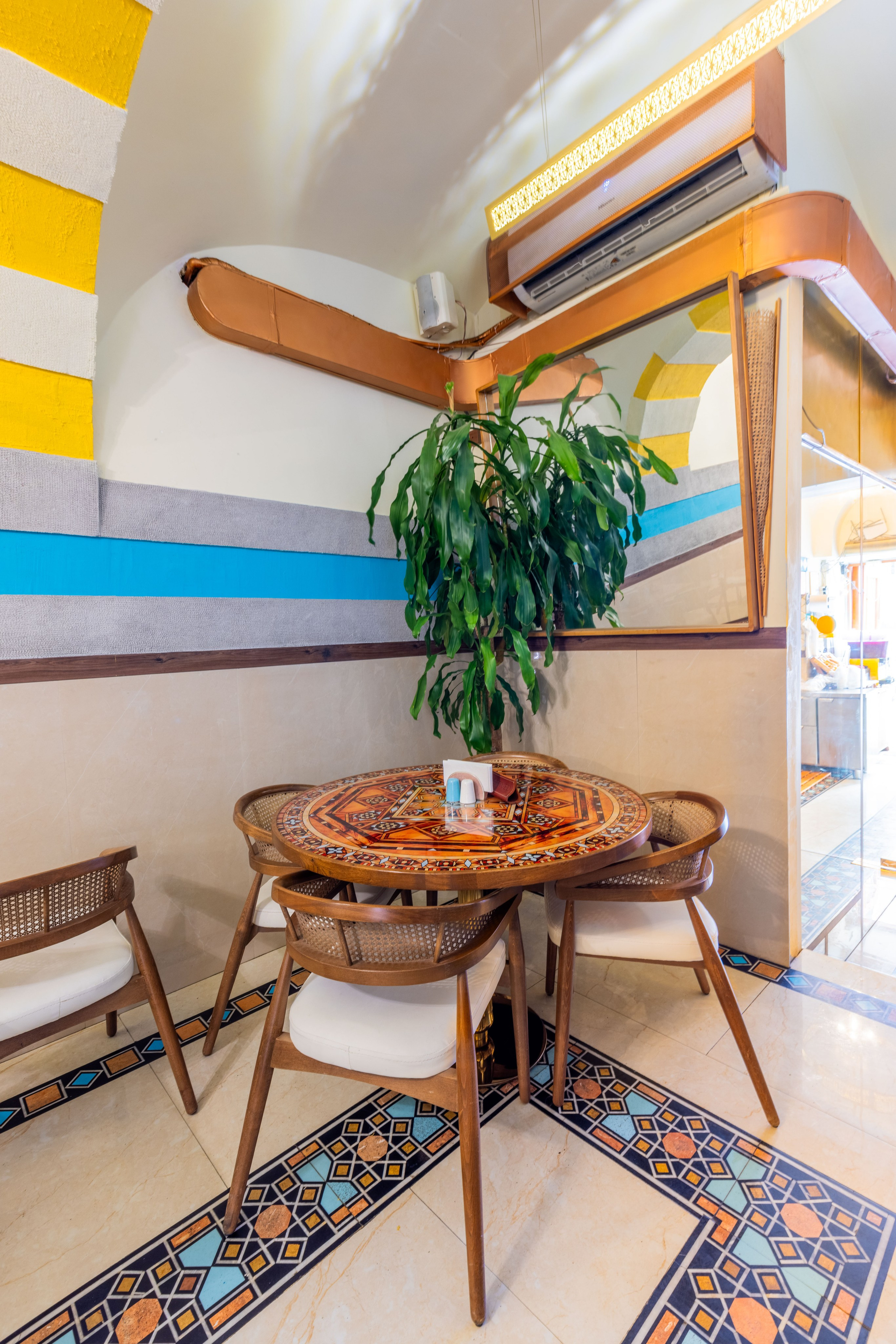 Фотосъёмка интерьера — Ресторана Ливанской Кухни «ADAM». Рекламный, предметный, репортажный, семейный фотограф и художник в Москве