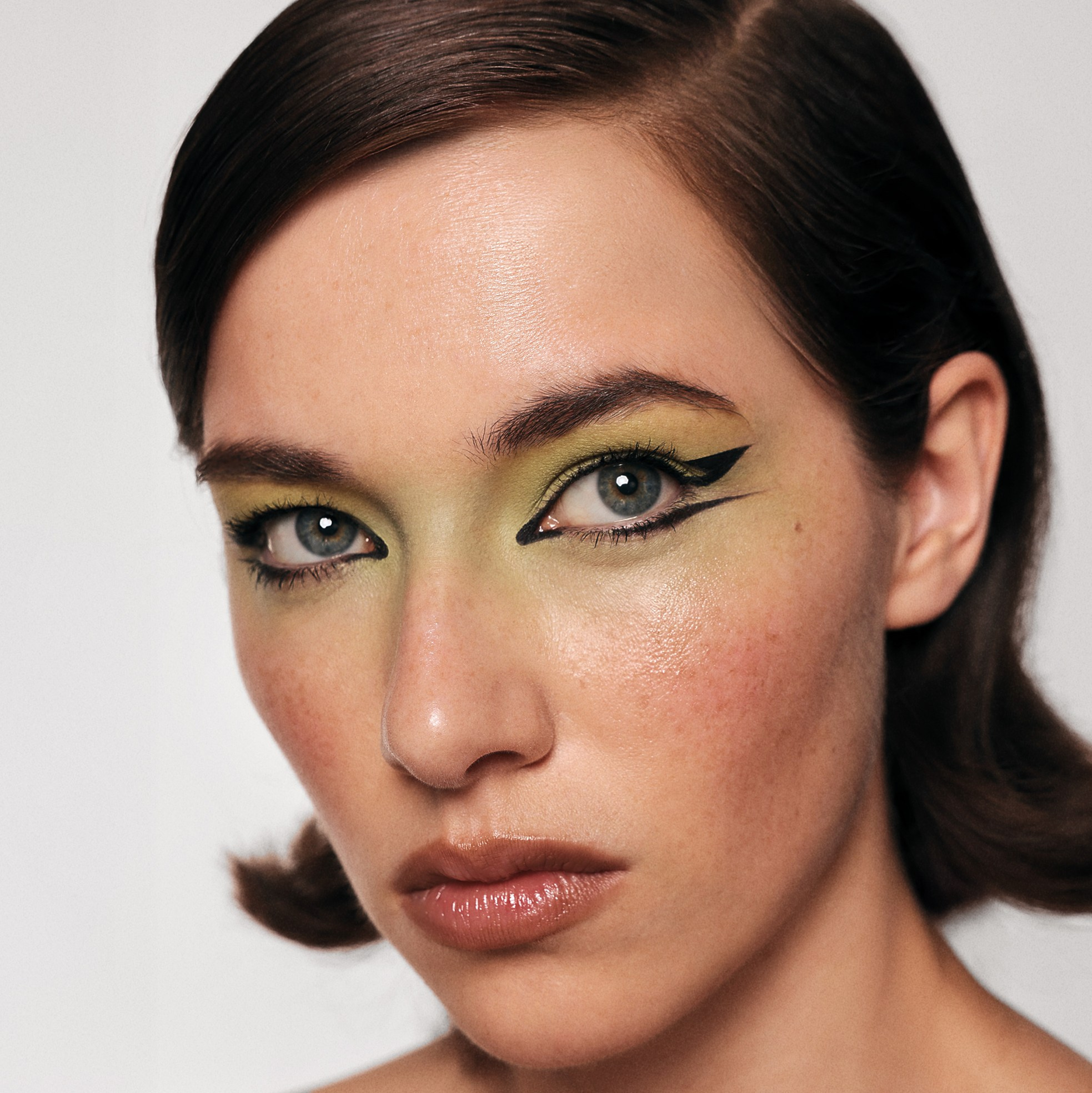 До/После. VINSKIH: Retouching & Postproduction Studio