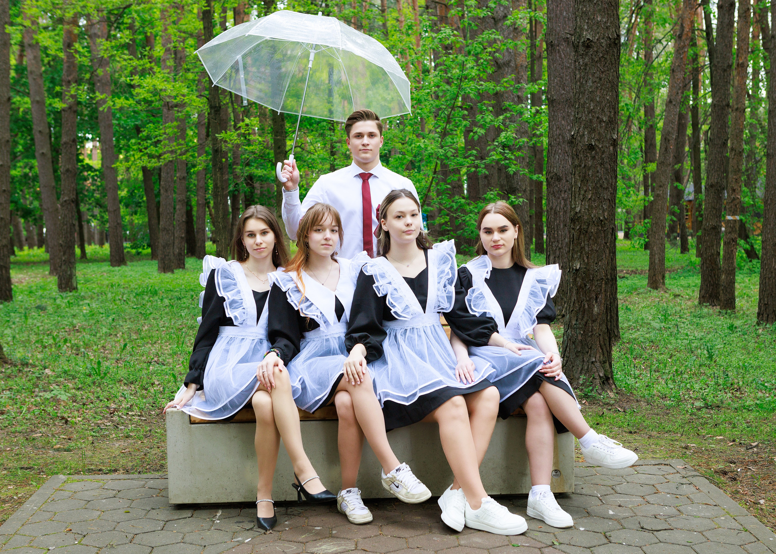 Школа 9 — 11 классы. Выпускные альбомы для школ и детских садов