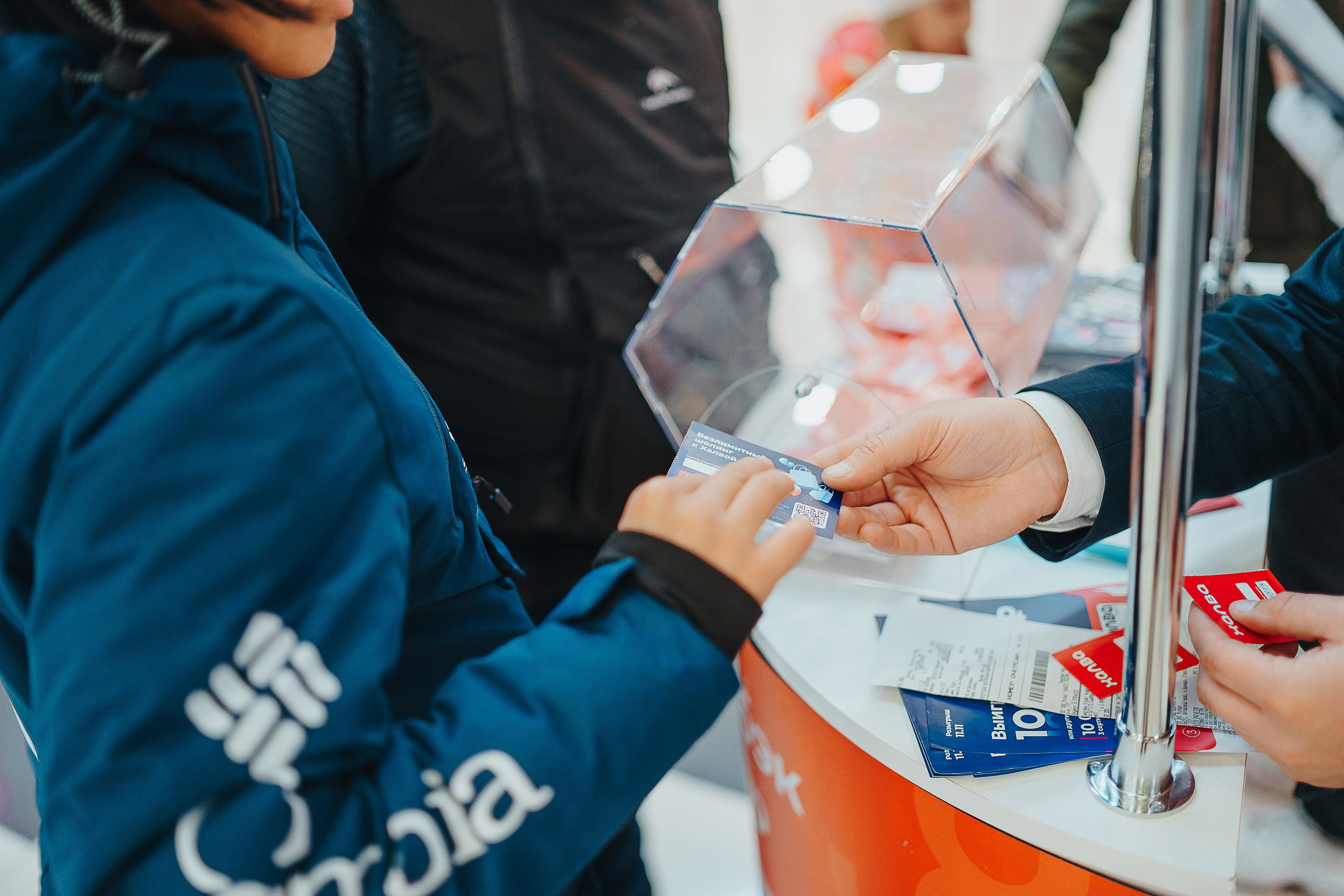 Совкомбанк Халва промо. Репортажный (Event) фотограф в Барнауле | Даниил Маркин | Качество и вайб