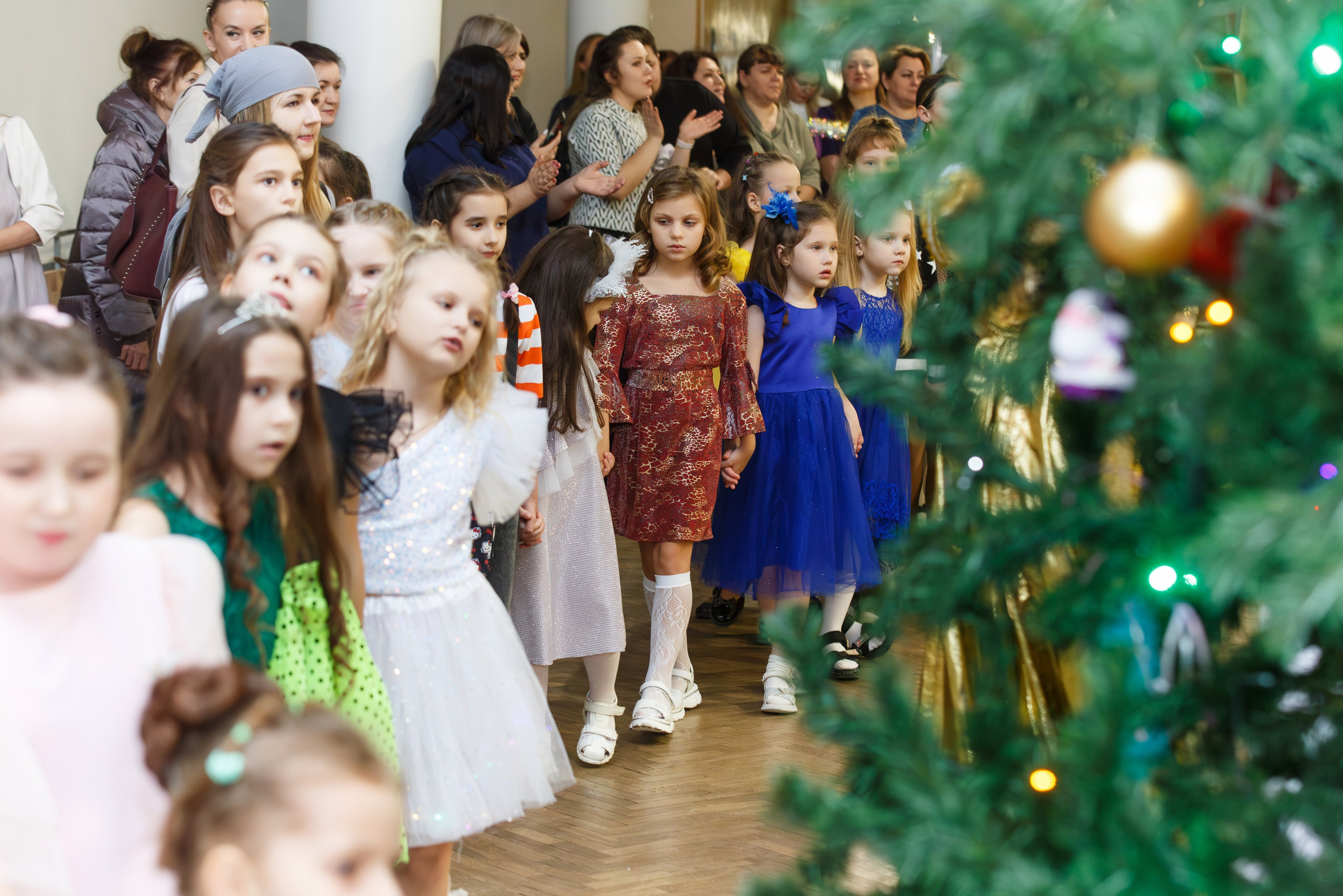 Театр-студия «ОК"ФАНТАЗИЯ» — „НОВЫЙ ГОД С ФАНТАЗИЕЙ“. Профессиональный фотограф в Мценске и Орловской области