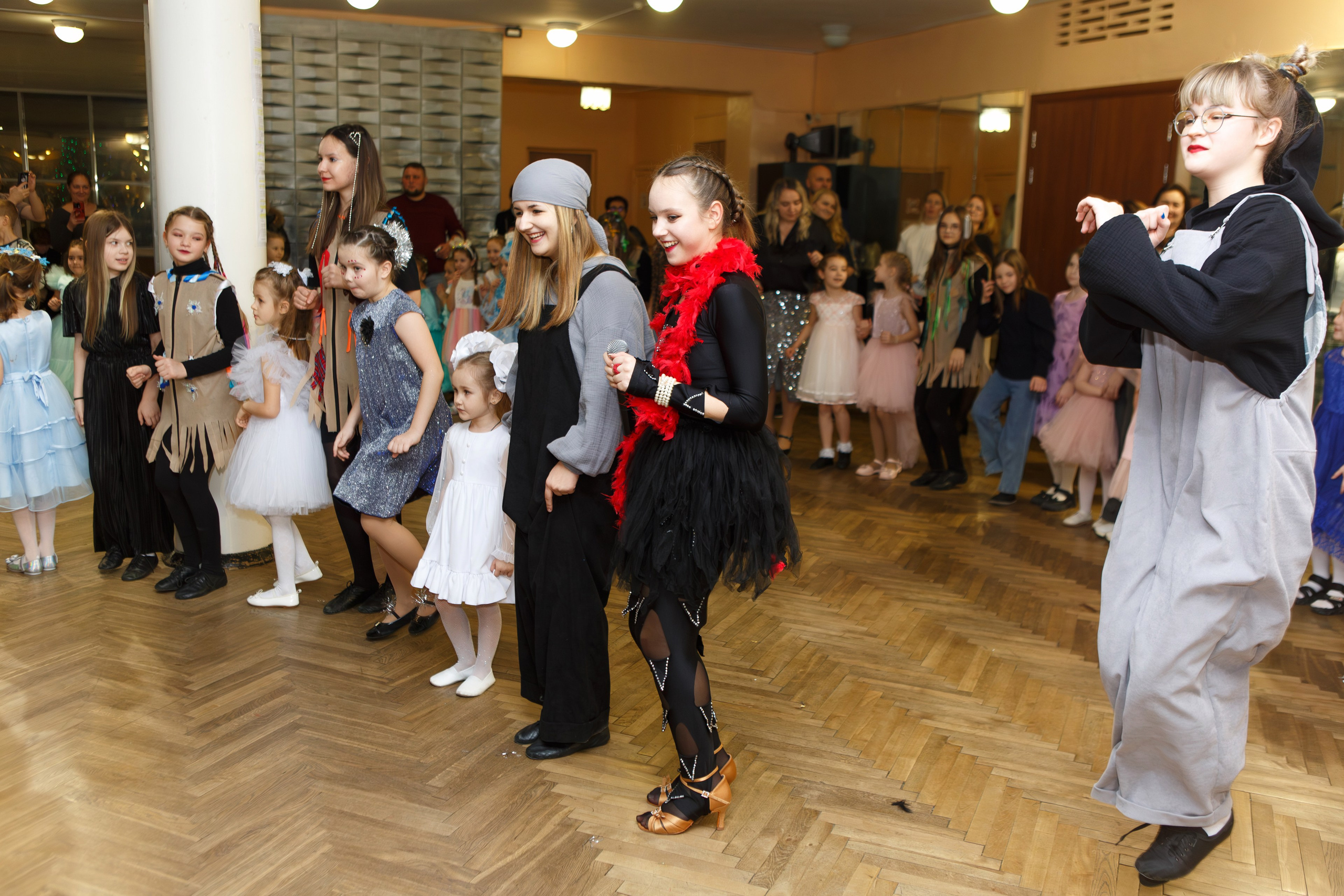 Театр-студия «ОК"ФАНТАЗИЯ» — „НОВЫЙ ГОД С ФАНТАЗИЕЙ“. Профессиональный фотограф в Мценске и Орловской области