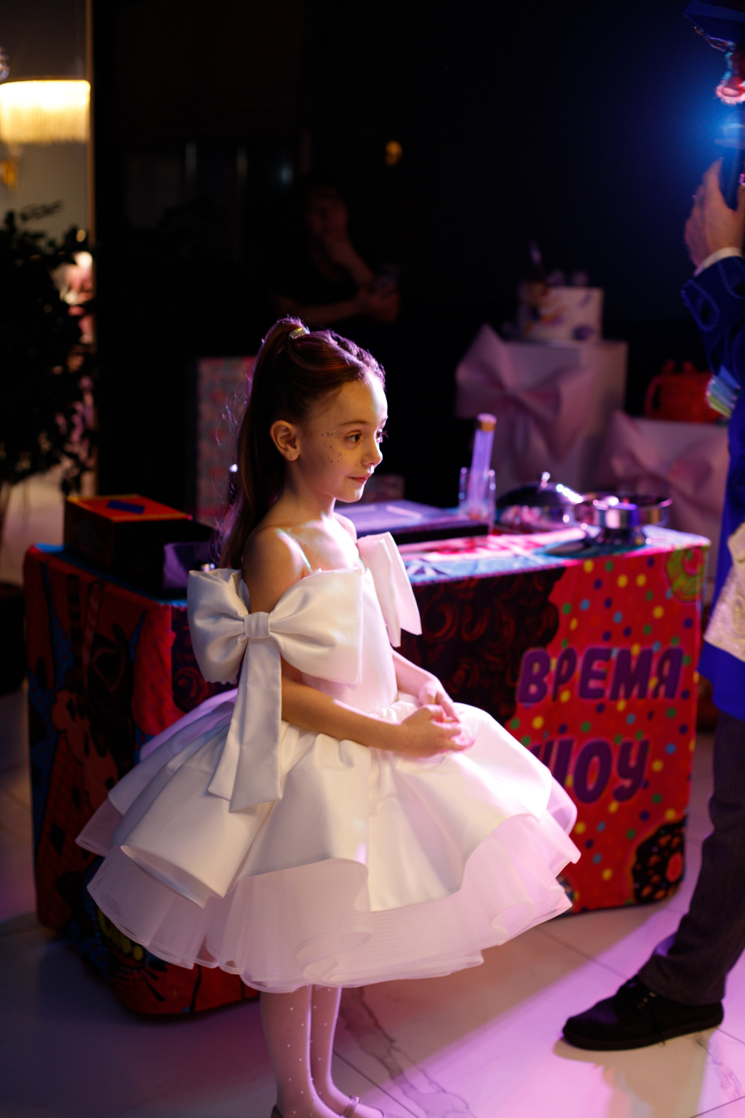 ASIA'S BIRTHDAY PARTY. Photokarish