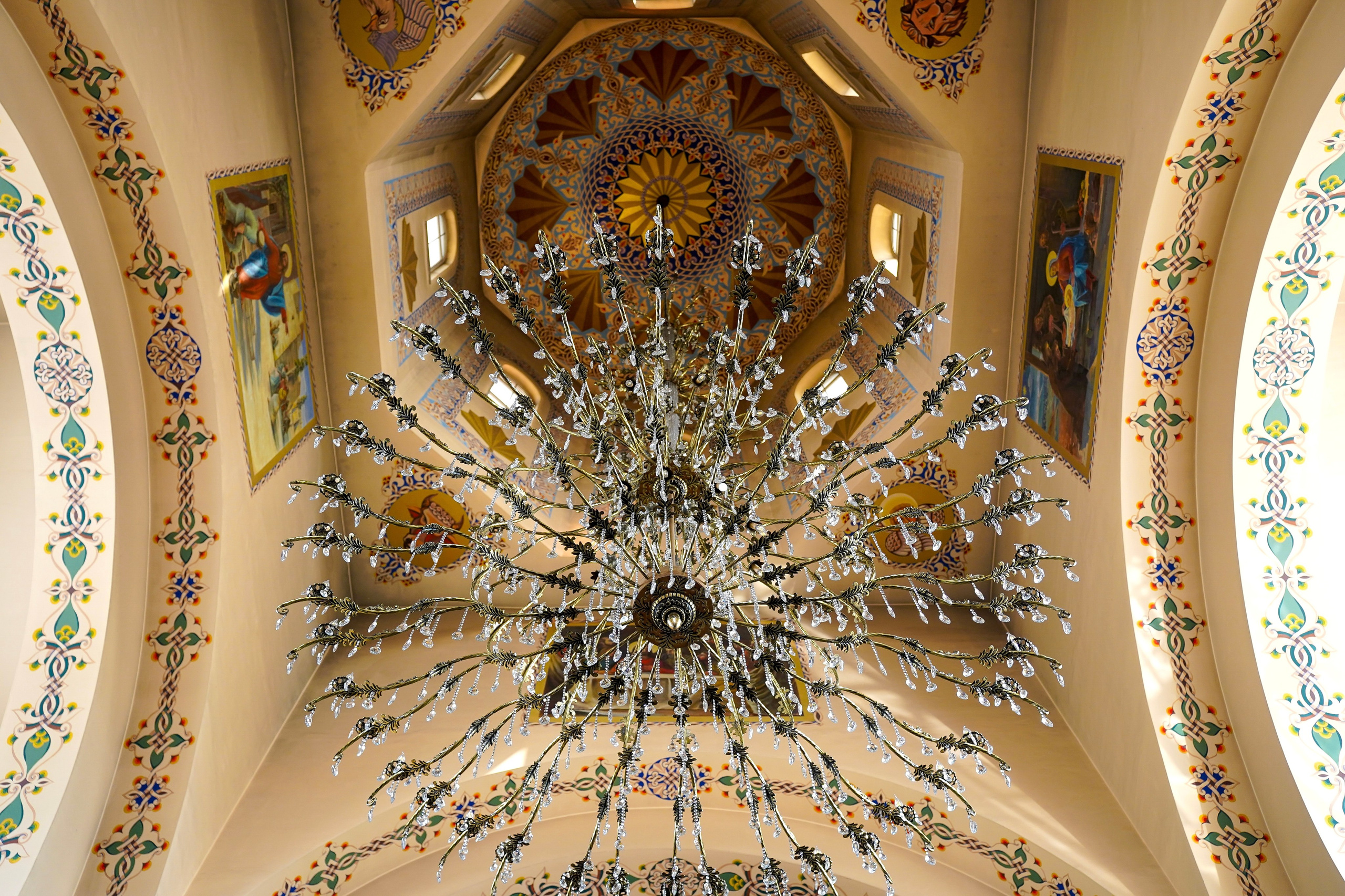 Обряд венчания в Армянской церкви. Фотограф Новороссийск | Геленджик и ЮФО Эльвина Ясинская