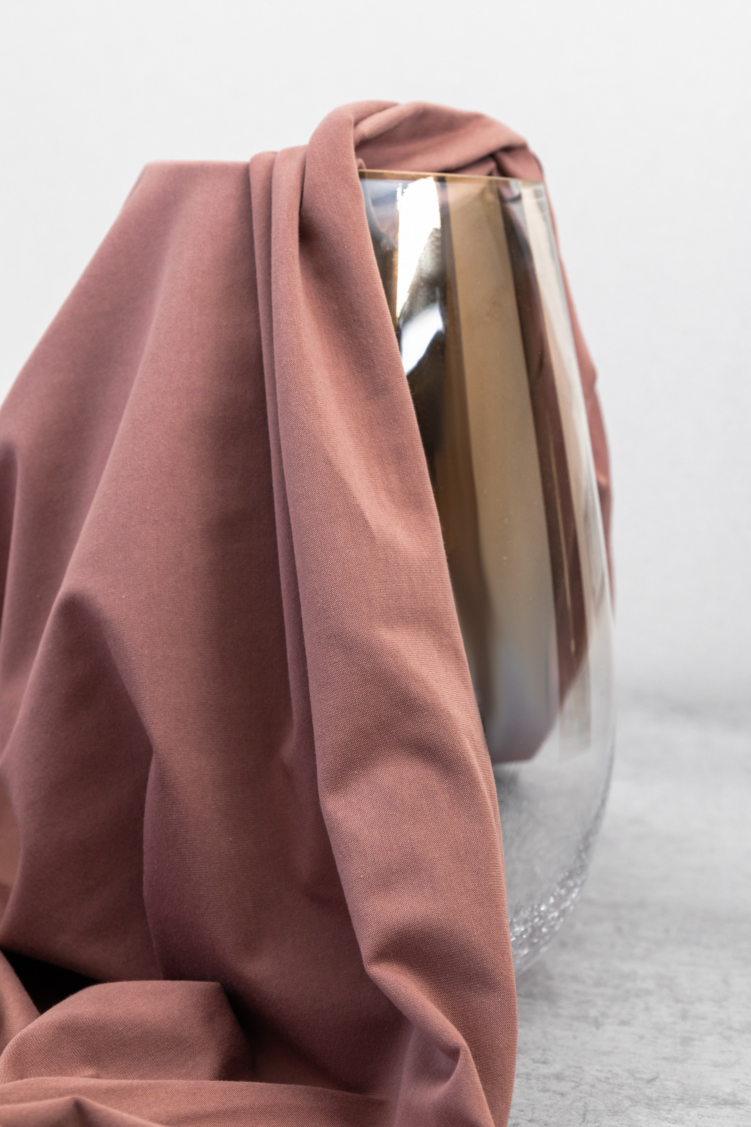 Фотографии изделий из ткани. Предметный фотограф в Москве и Московской области