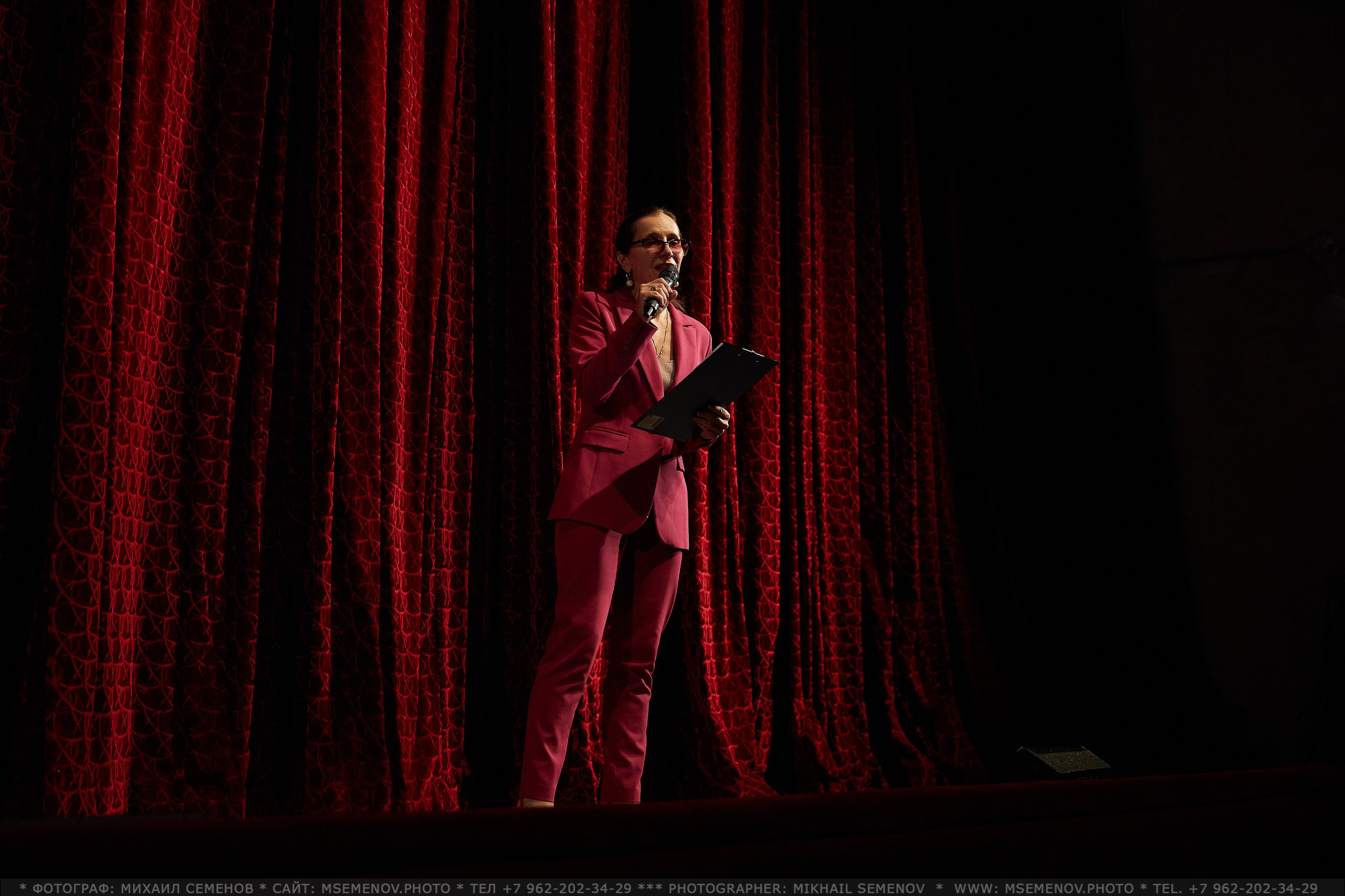 АНОНС фоторепортажа балета-мюзикла «ЖИЛ-БЫЛ КОРОЛЬ». Фотограф, фотопроекты Михаила Семенова в Ярославле. Фотошкола