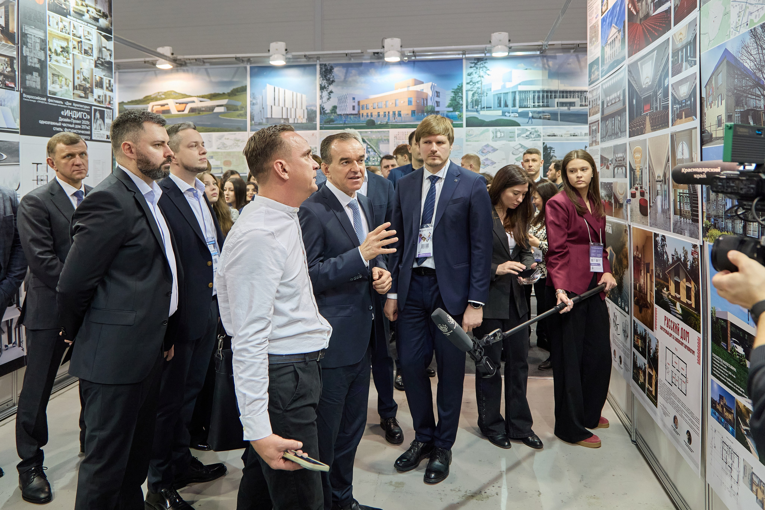 ЮгБилд 2026. Фотограф Руслан Потапов в Краснодаре